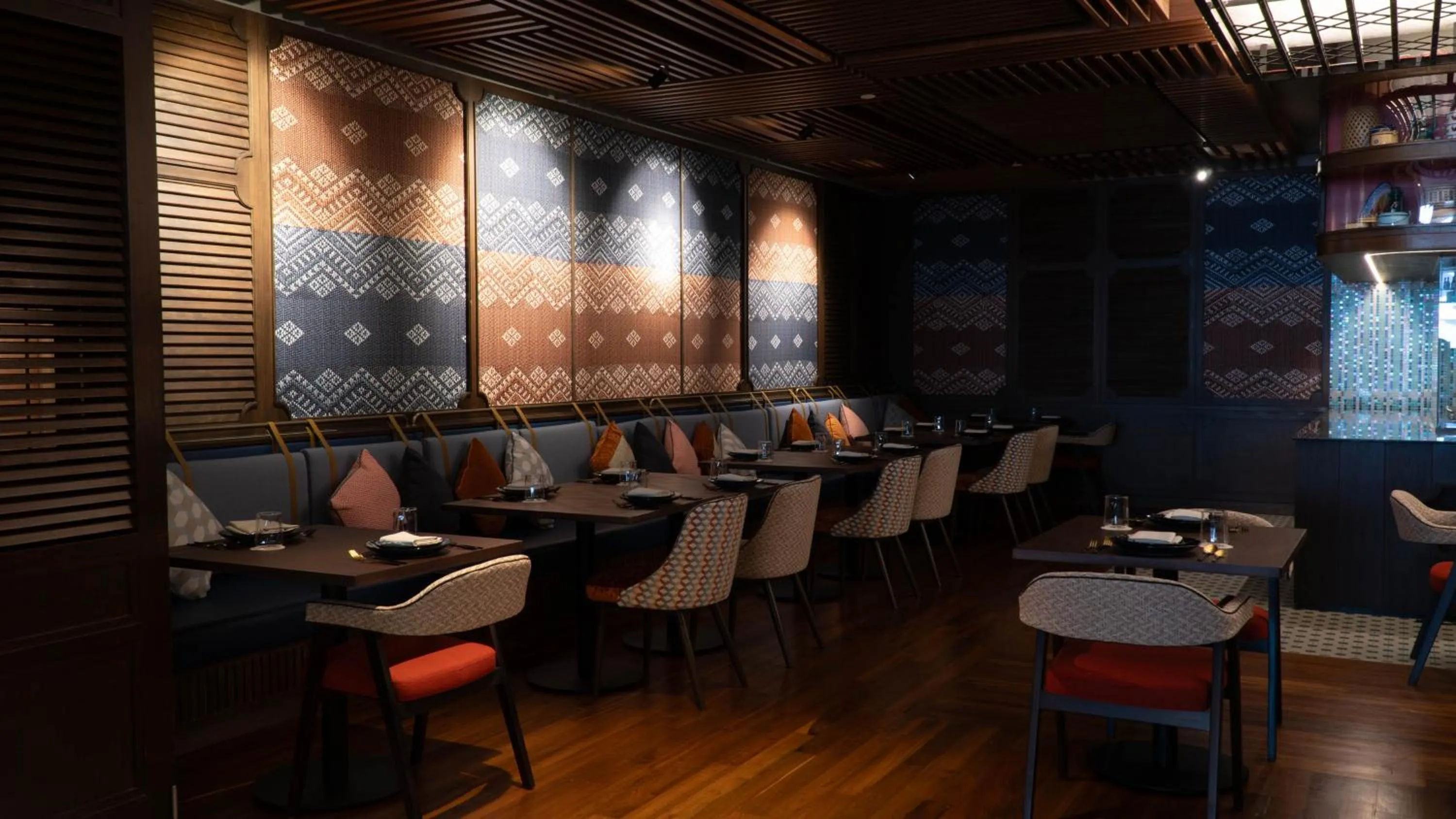 Restaurant/places to eat in Amari Bangkok