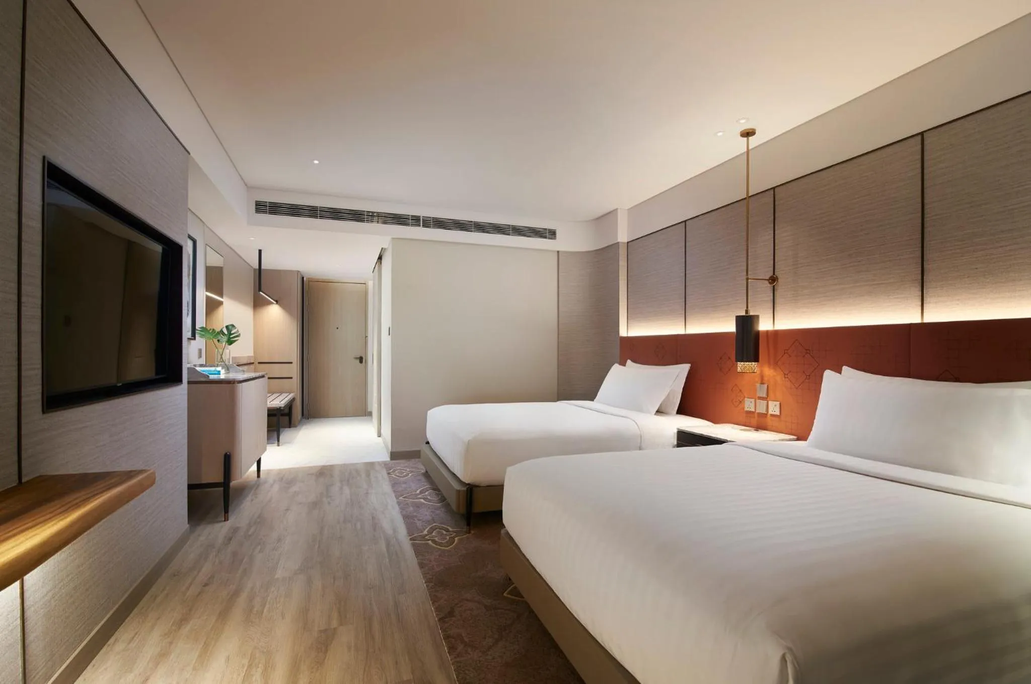 Photo of the whole room, Bed in Amari Bangkok