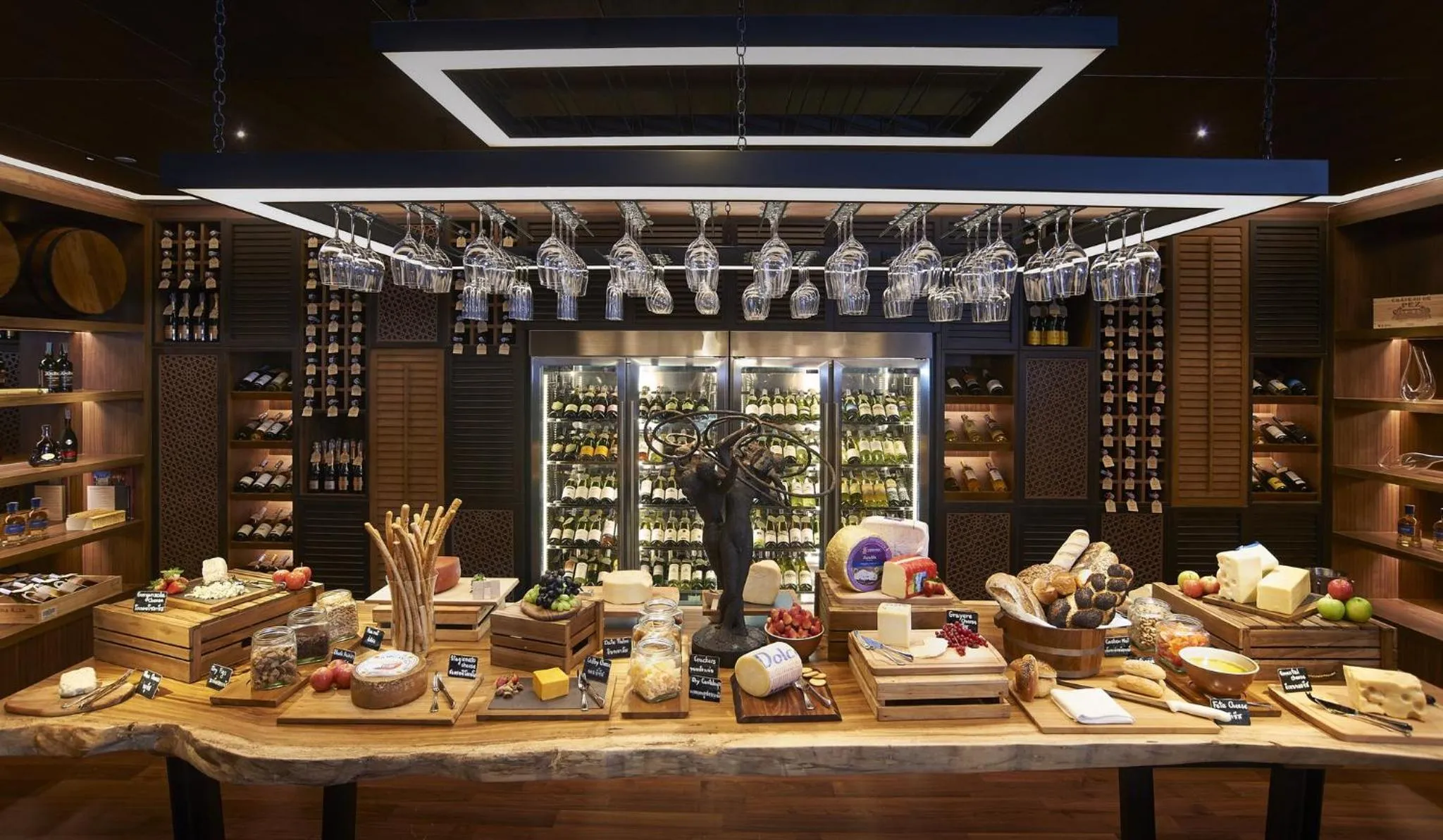 Restaurant/places to eat in Amari Bangkok