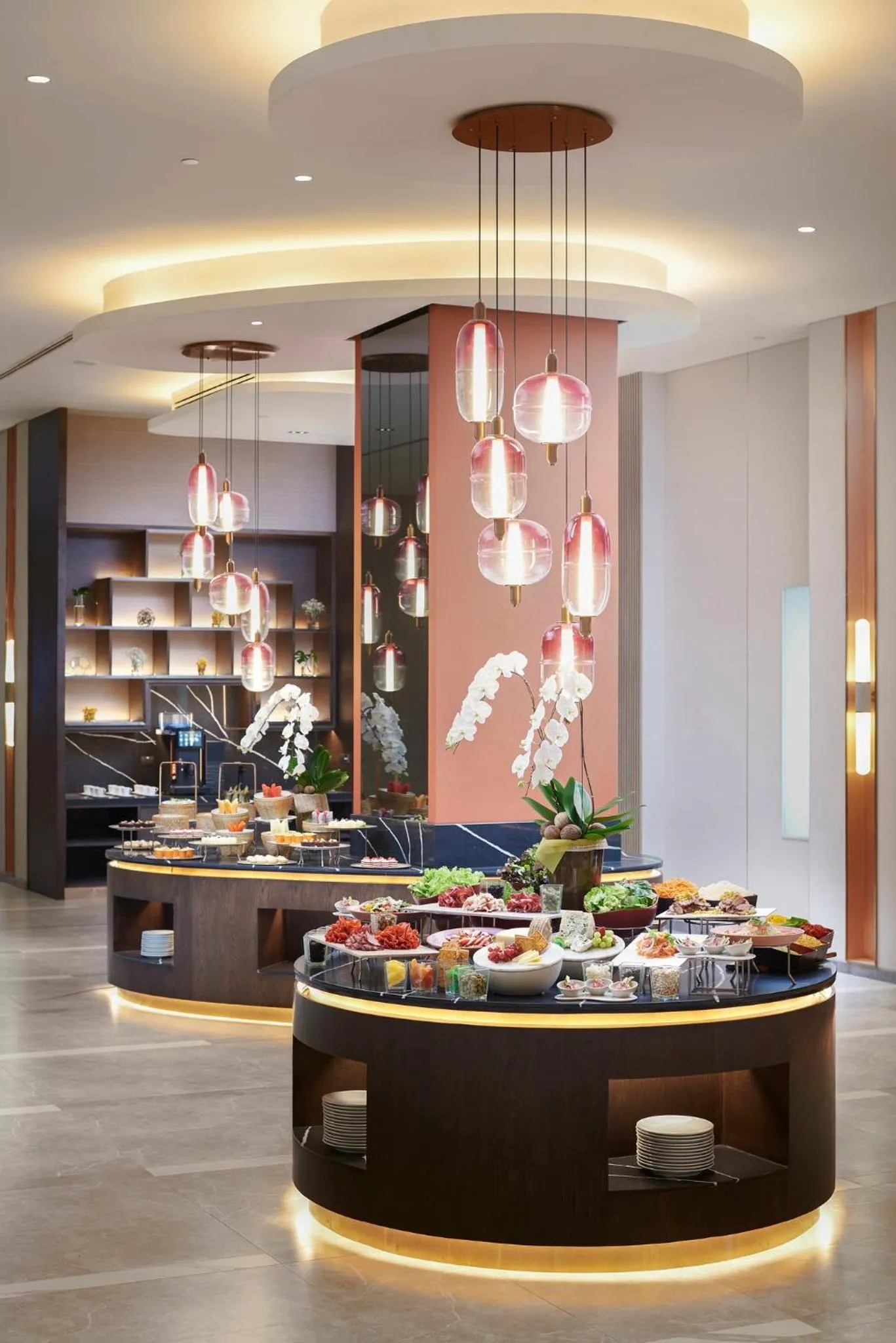 Restaurant/places to eat in Amari Bangkok