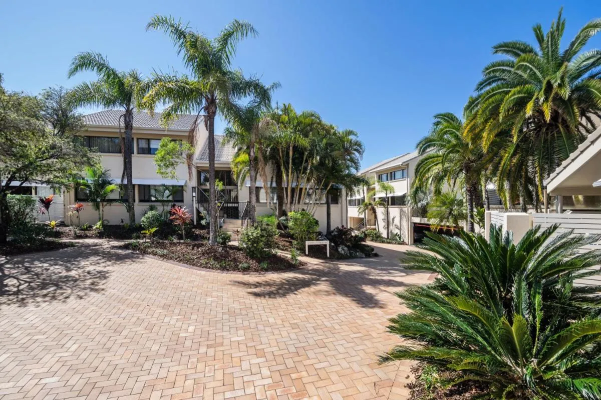 Facade/entrance in Sunseeker Holiday Apartments