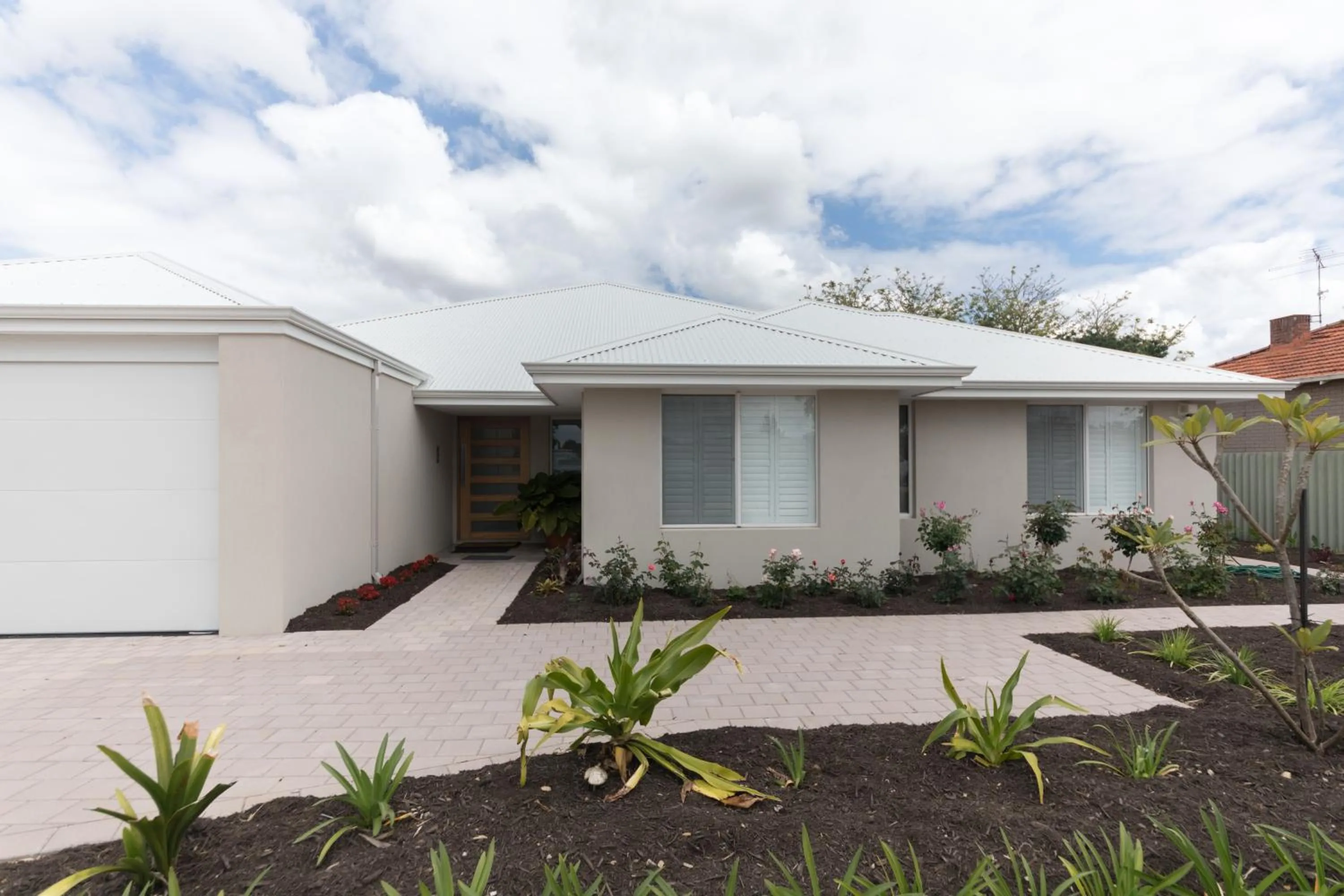 Property building in Epsom on Swan Bed & Breakfast