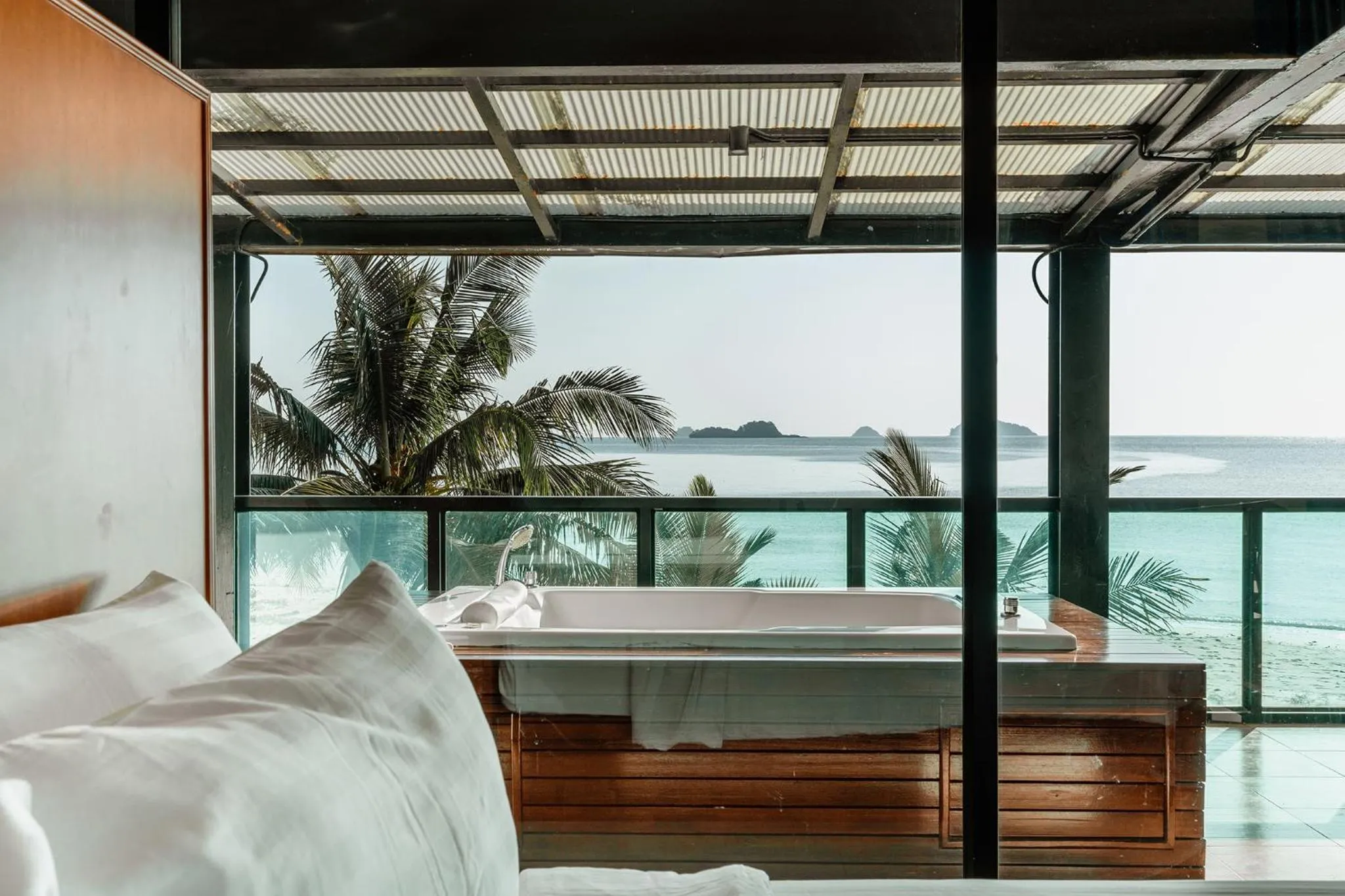 Property building, Bed in Klong Prao Resort