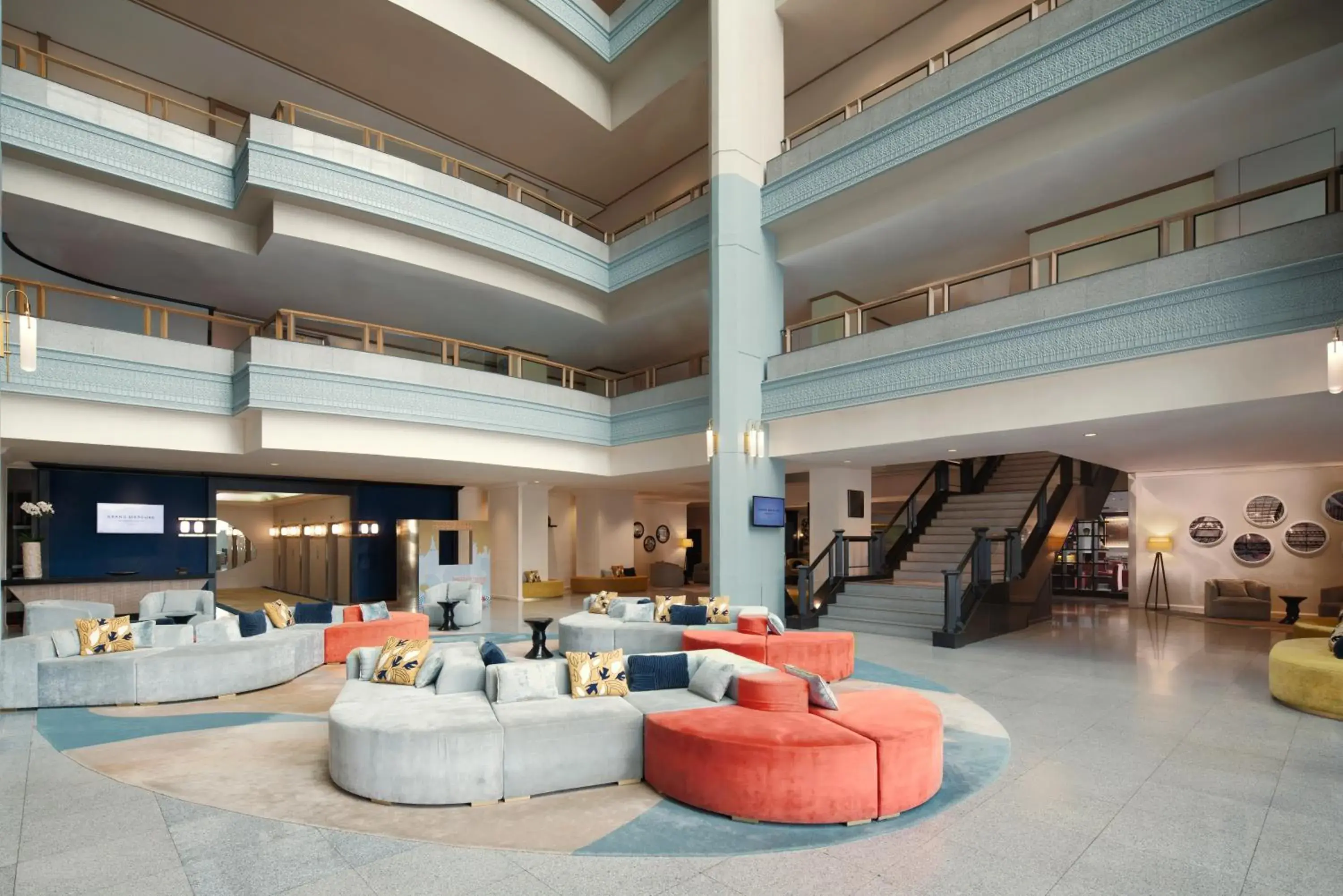 Lobby or reception in Grand Mercure Bangkok Atrium Lobby or reception in Grand Mercure Bangkok Atrium