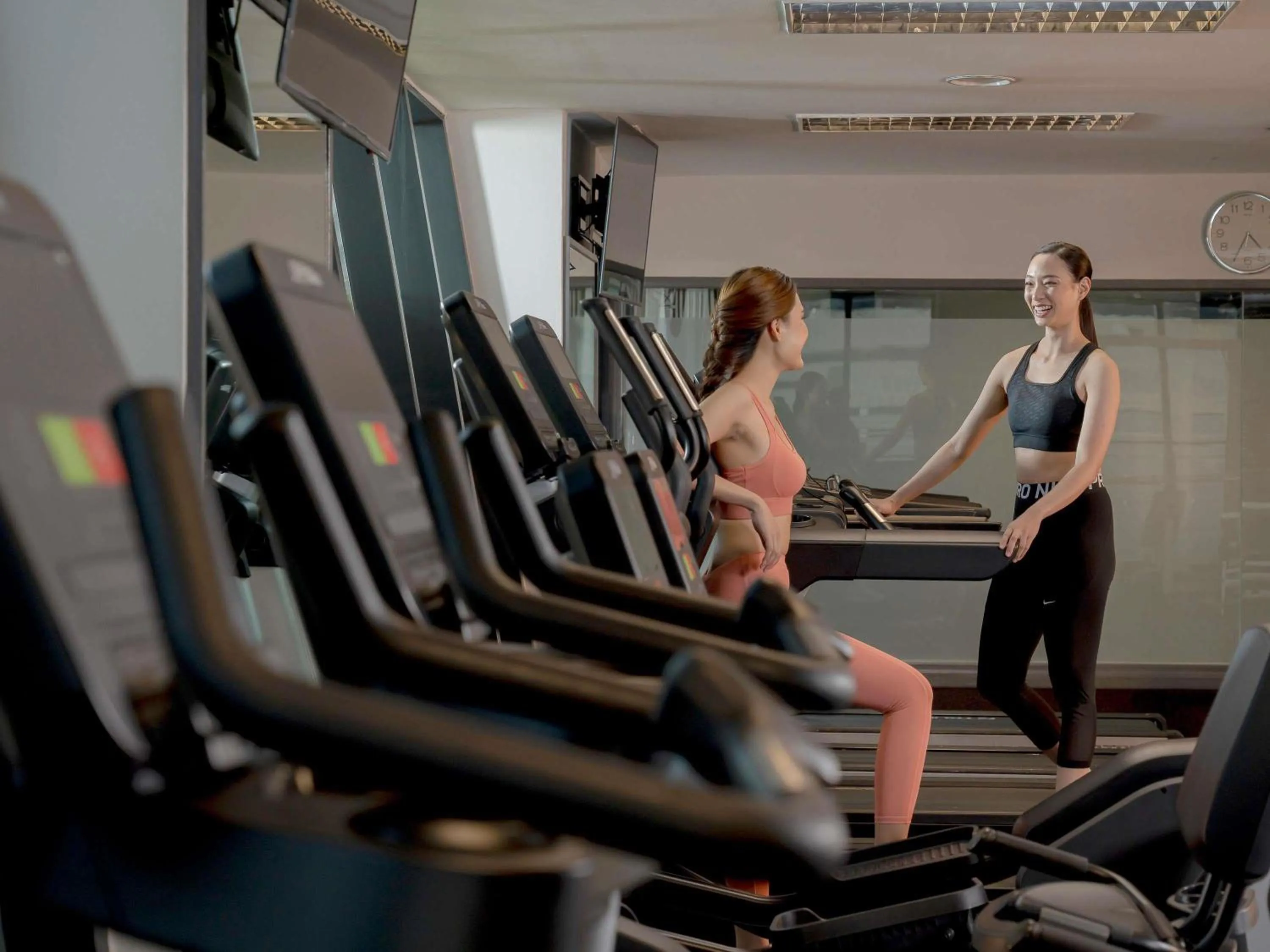 Fitness centre/facilities in Grand Mercure Bangkok Atrium