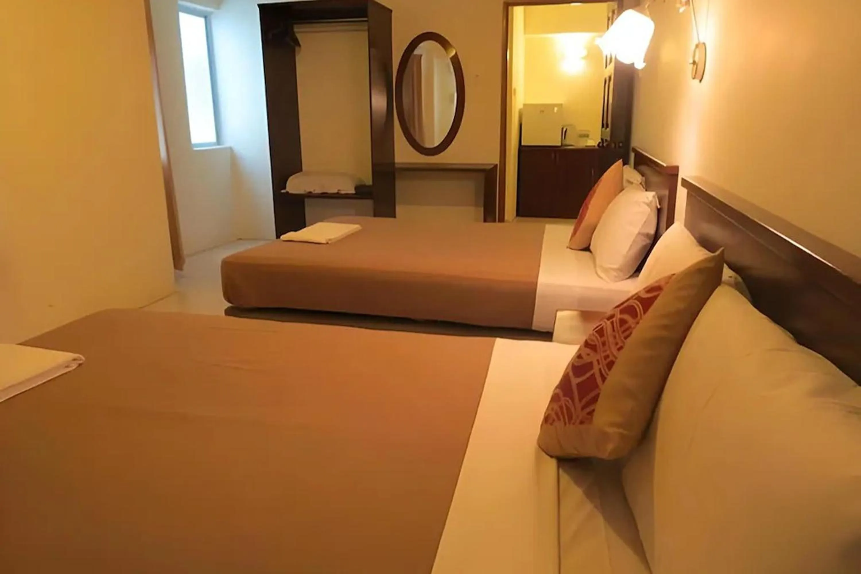 Bedroom, Bed in Virgo Batik Resort Teluk Batik Lumut
