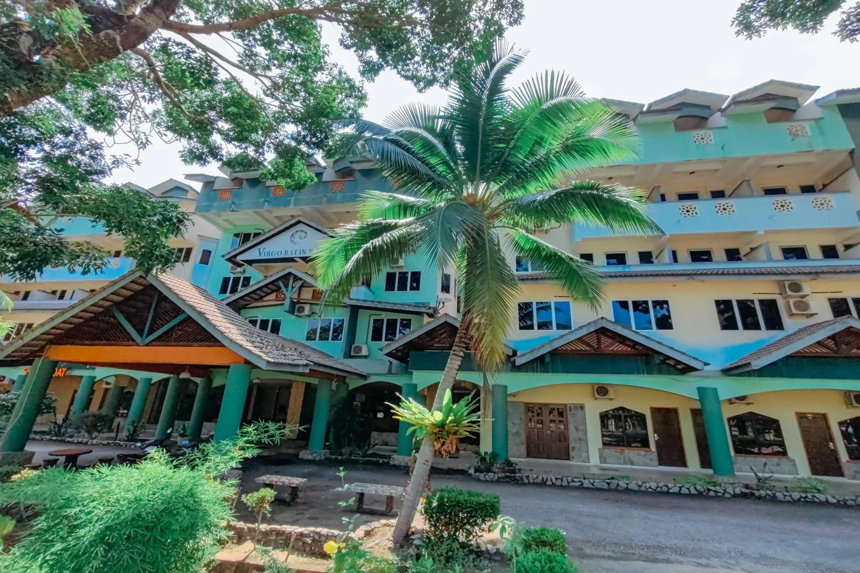 Property building in Virgo Batik Resort Teluk Batik Lumut