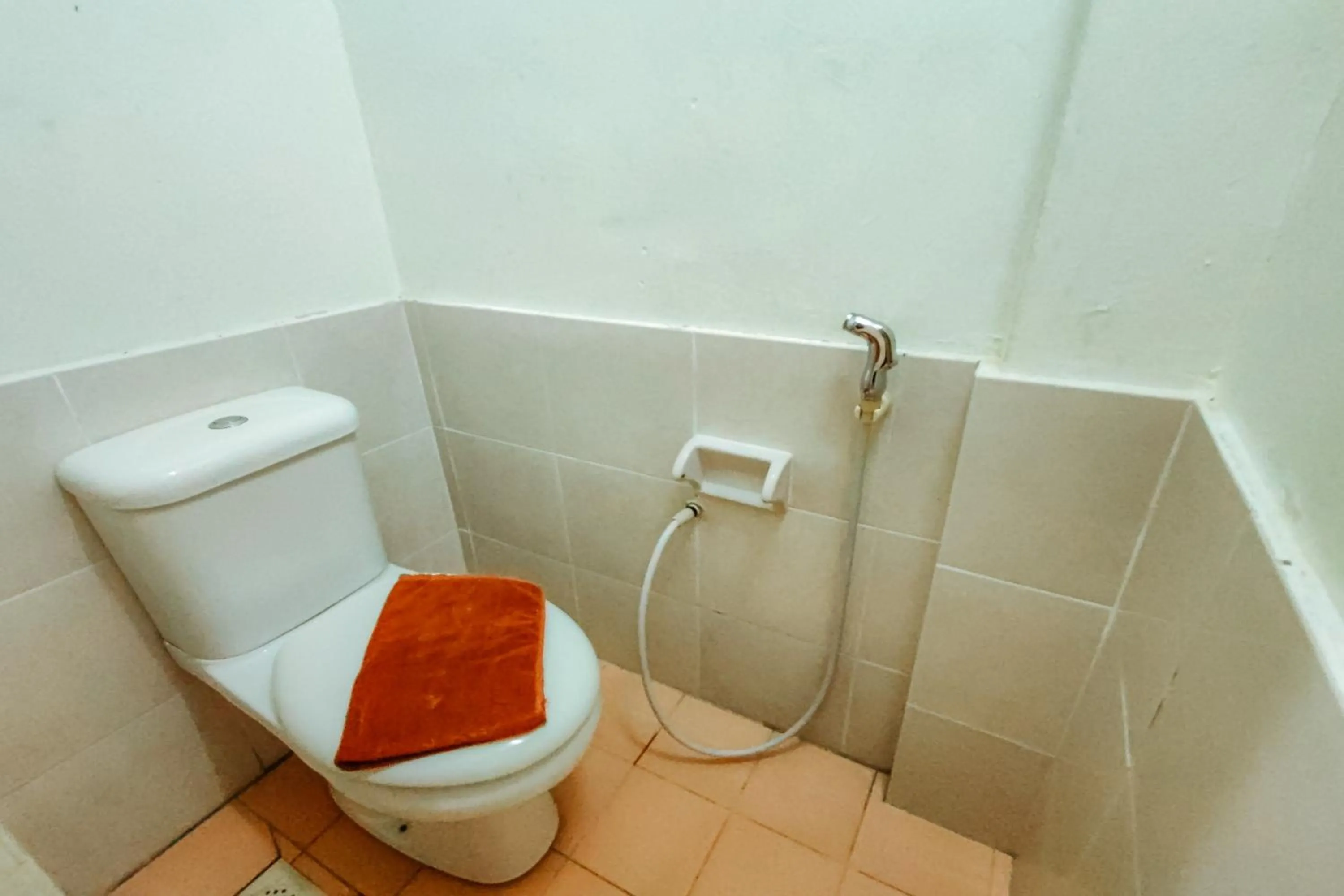 Shower in Virgo Batik Resort Teluk Batik Lumut