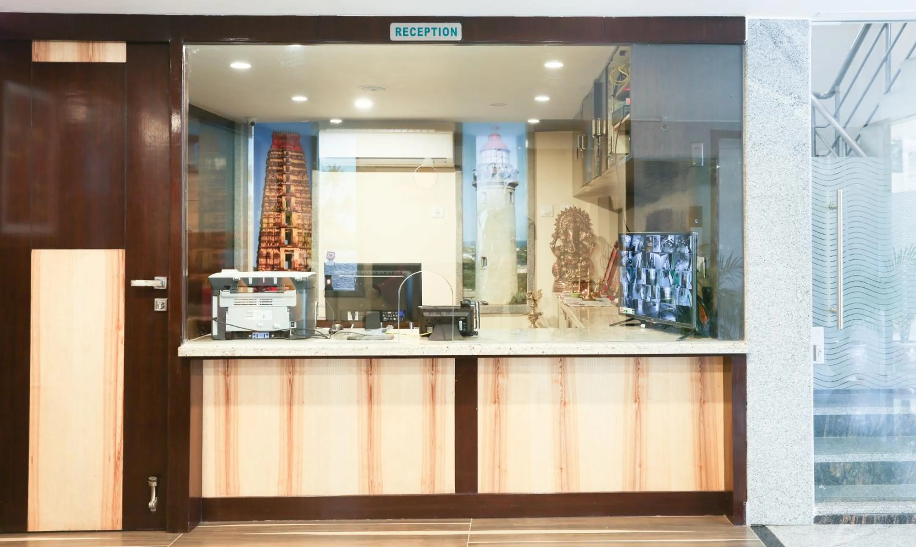 Lobby or reception in Treebo C Plaza