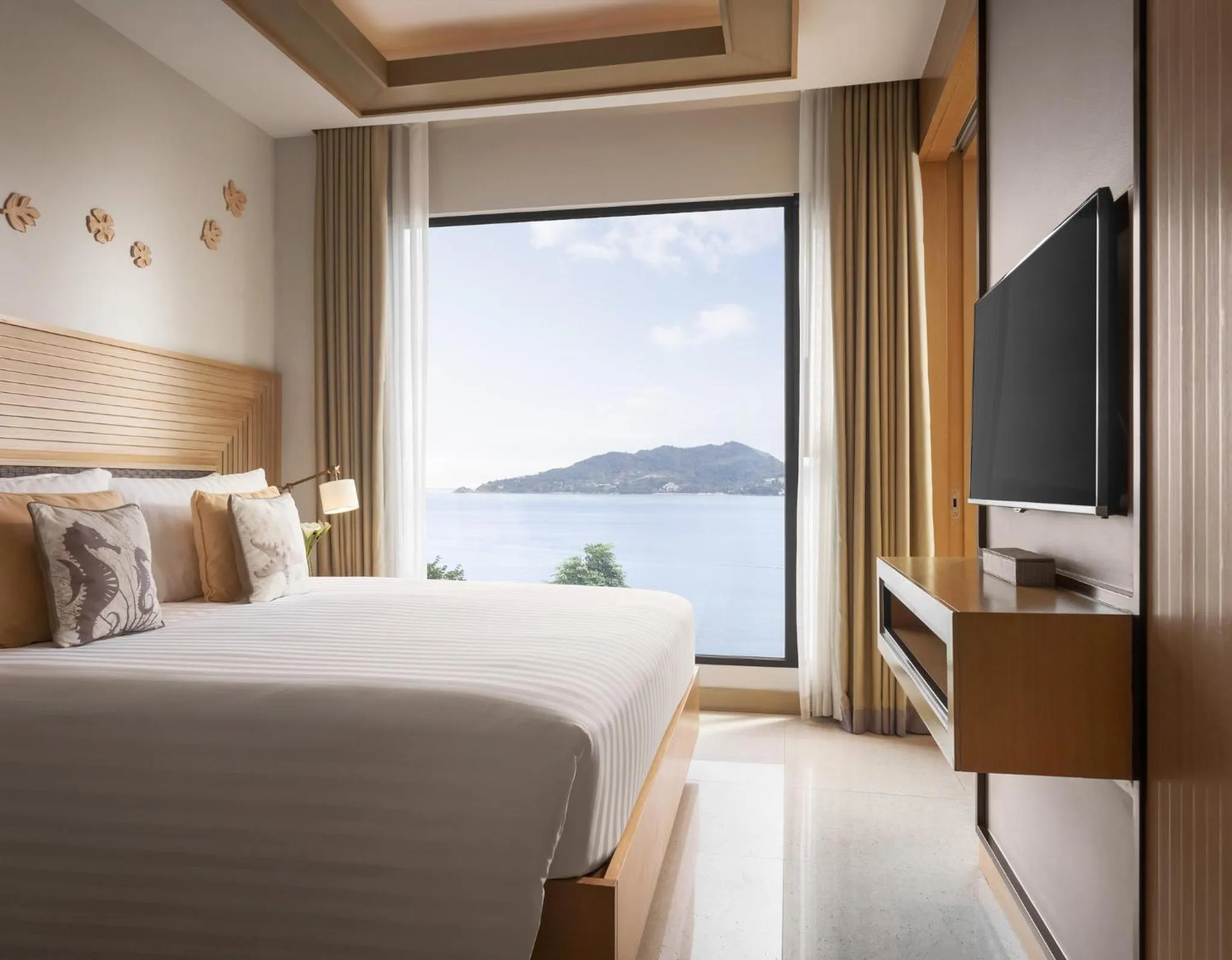 Photo of the whole room, Bed in Amari Phuket