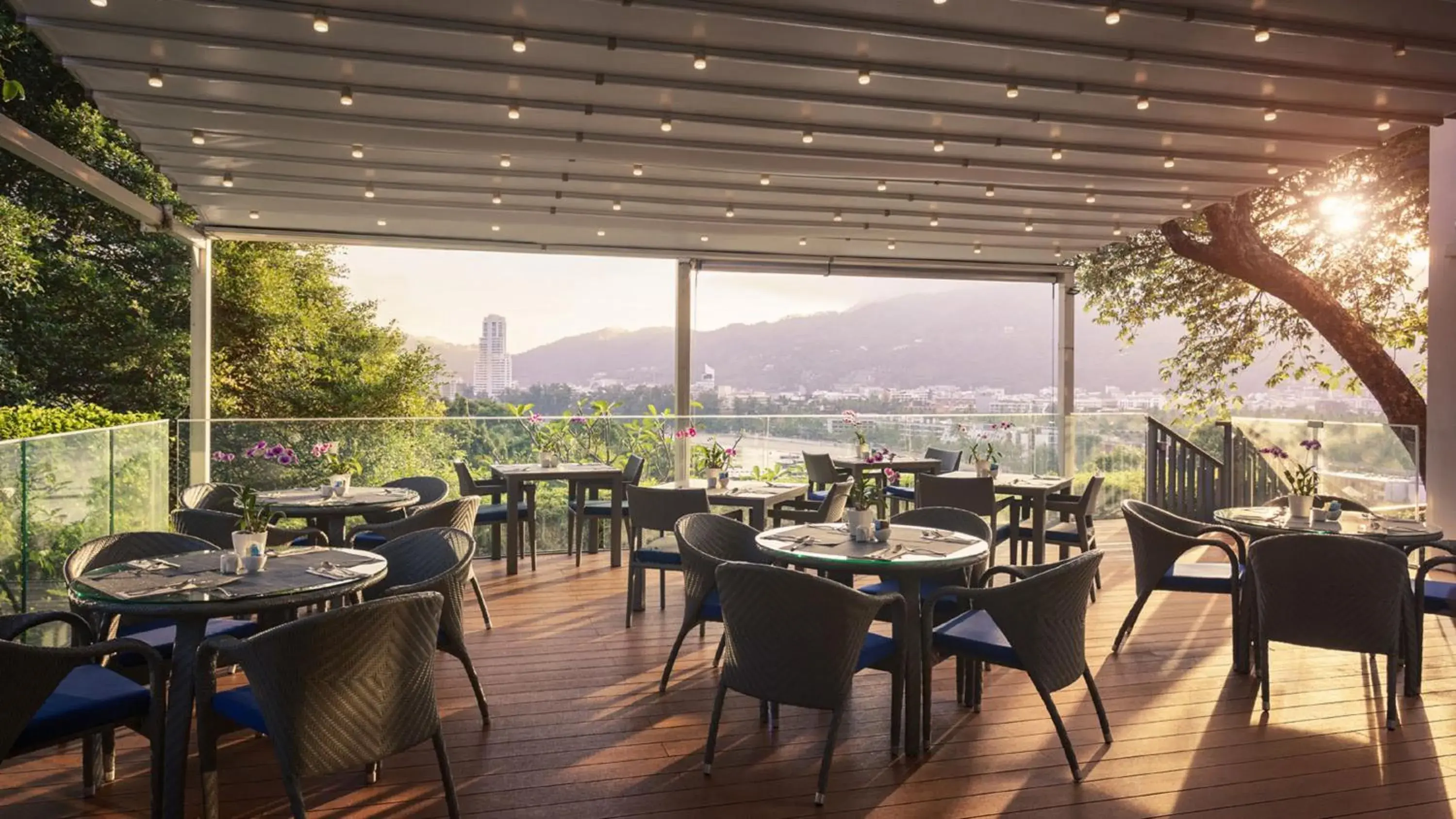 Restaurant/places to eat in Amari Phuket Restaurant/places to eat in Amari Phuket