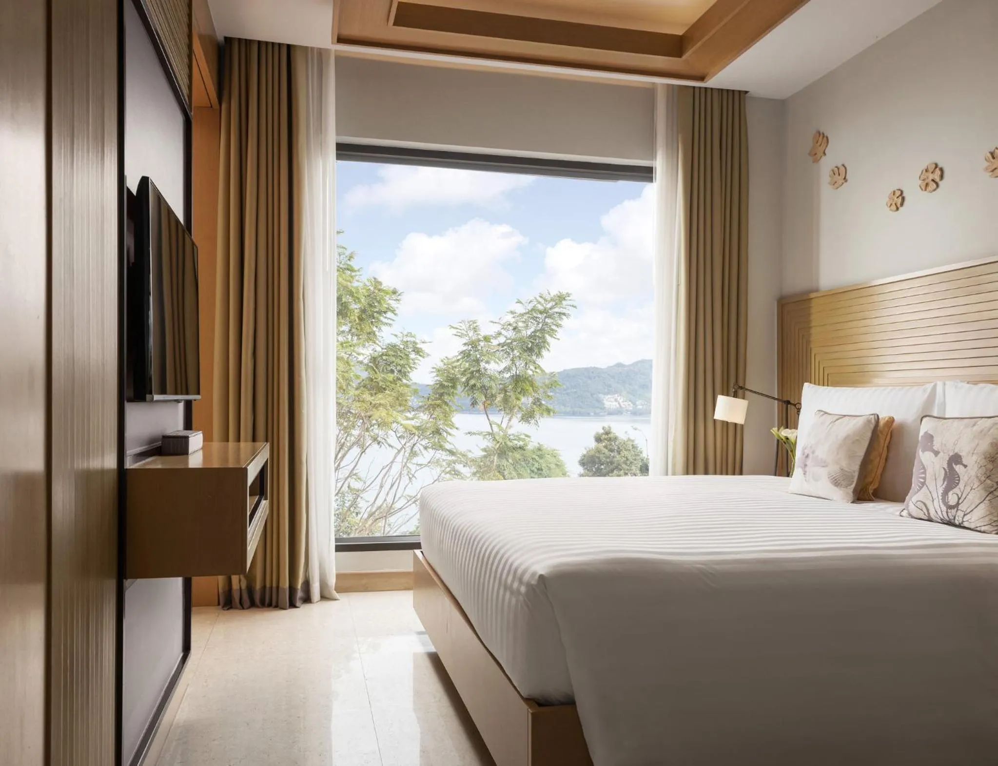 Property building, Bed in Amari Phuket