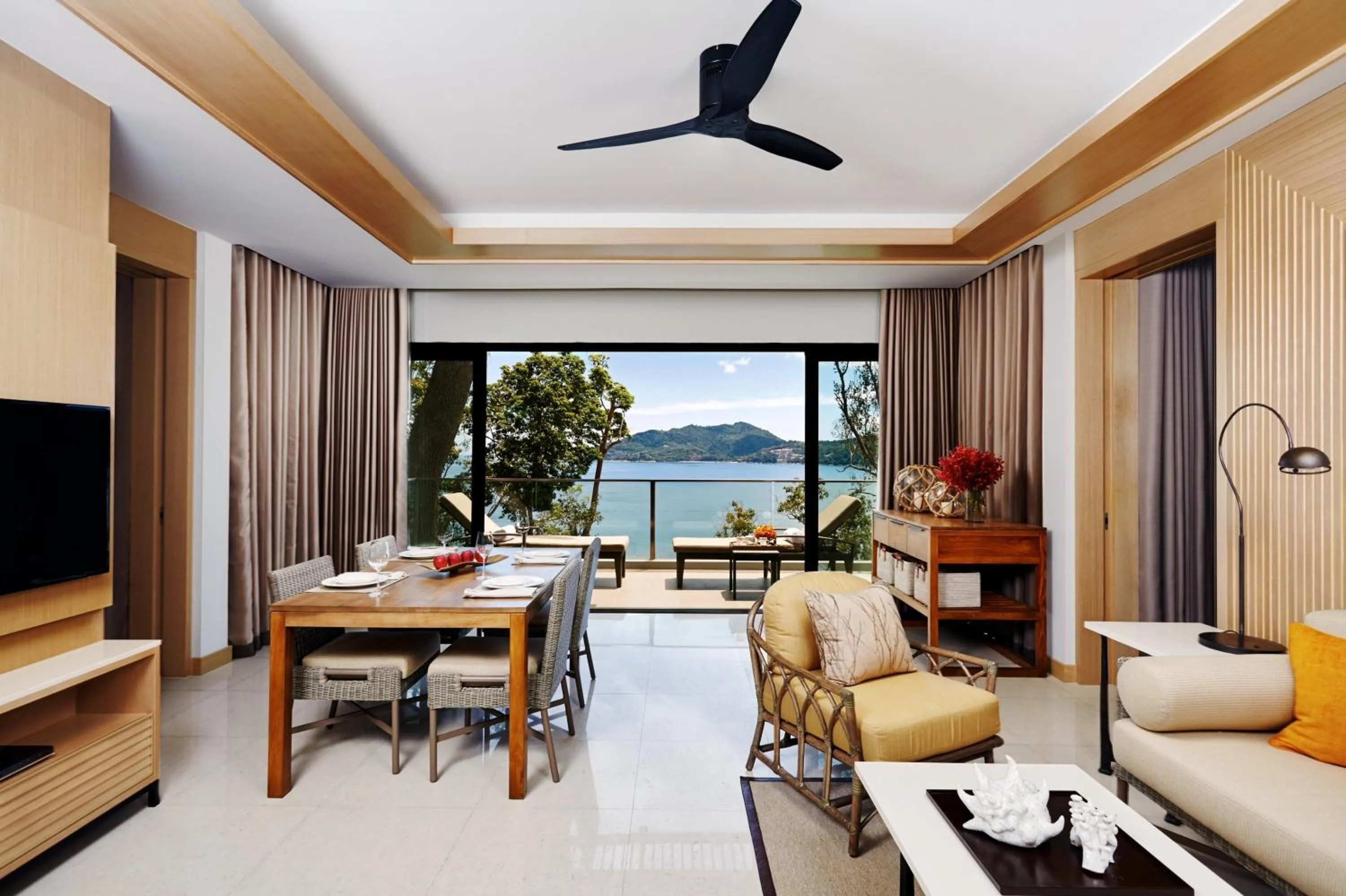Photo of the whole room in Amari Phuket