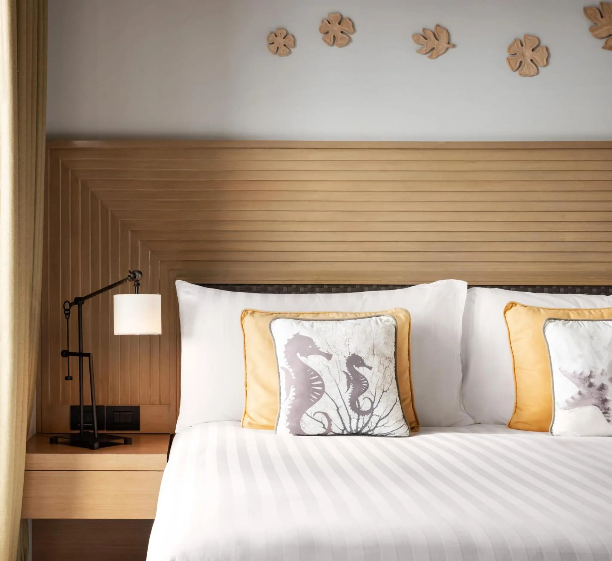 Photo of the whole room, Bed in Amari Phuket