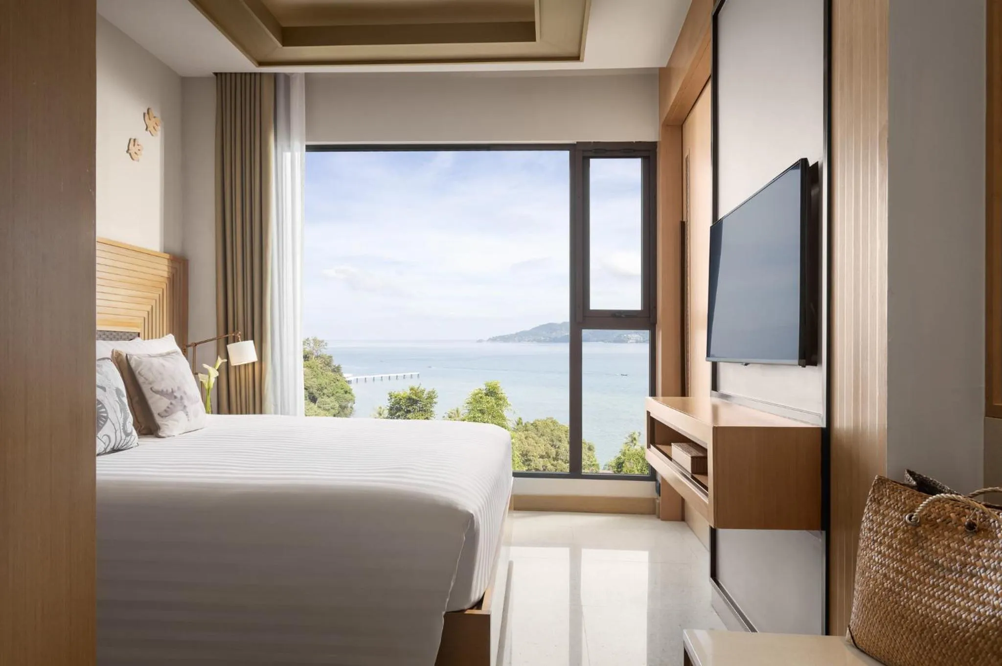 Photo of the whole room, Bed in Amari Phuket