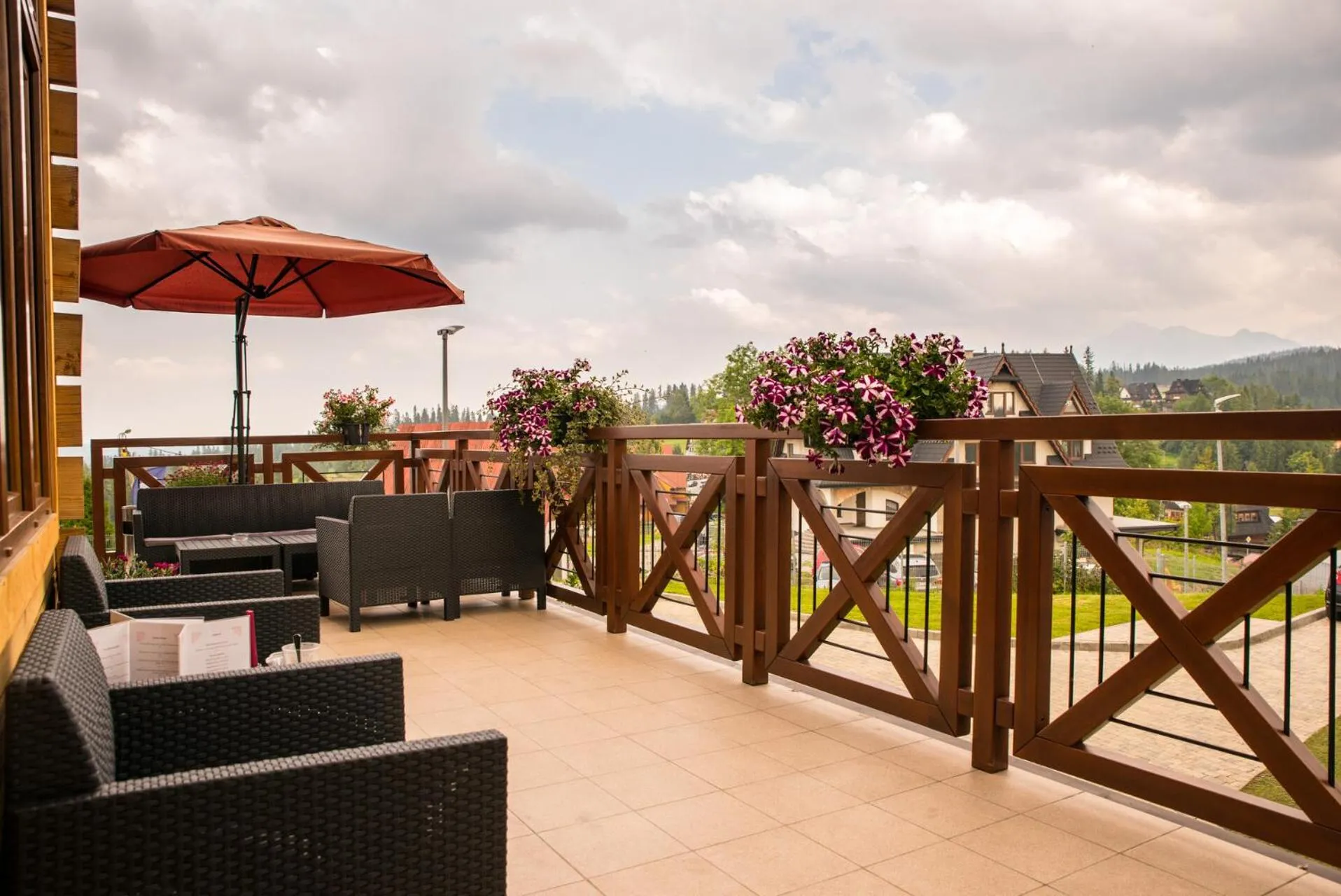 Balcony/Terrace in HOTEL*** NAT Bukowina Tatrzańska