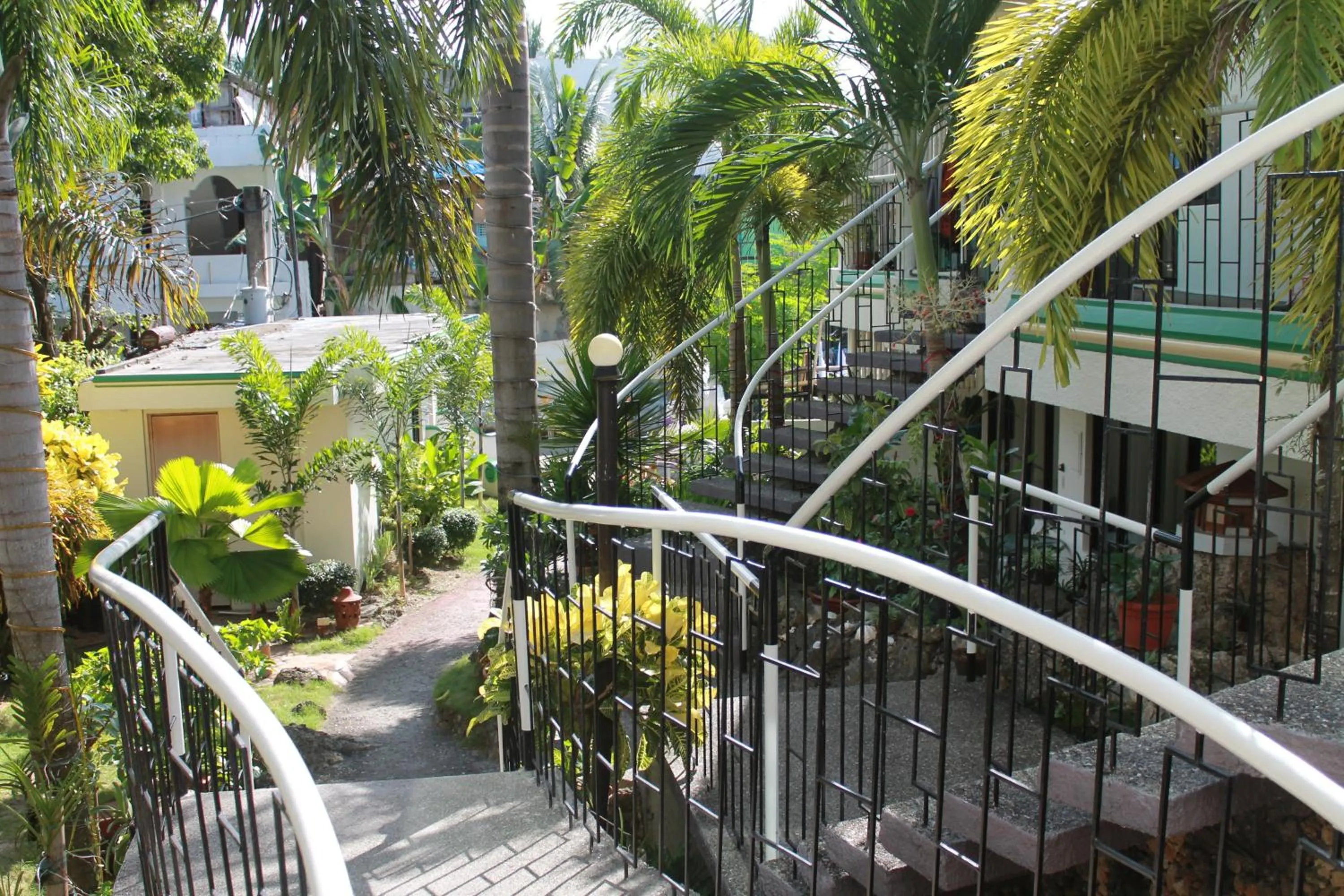 Day in Turtle Inn Resort