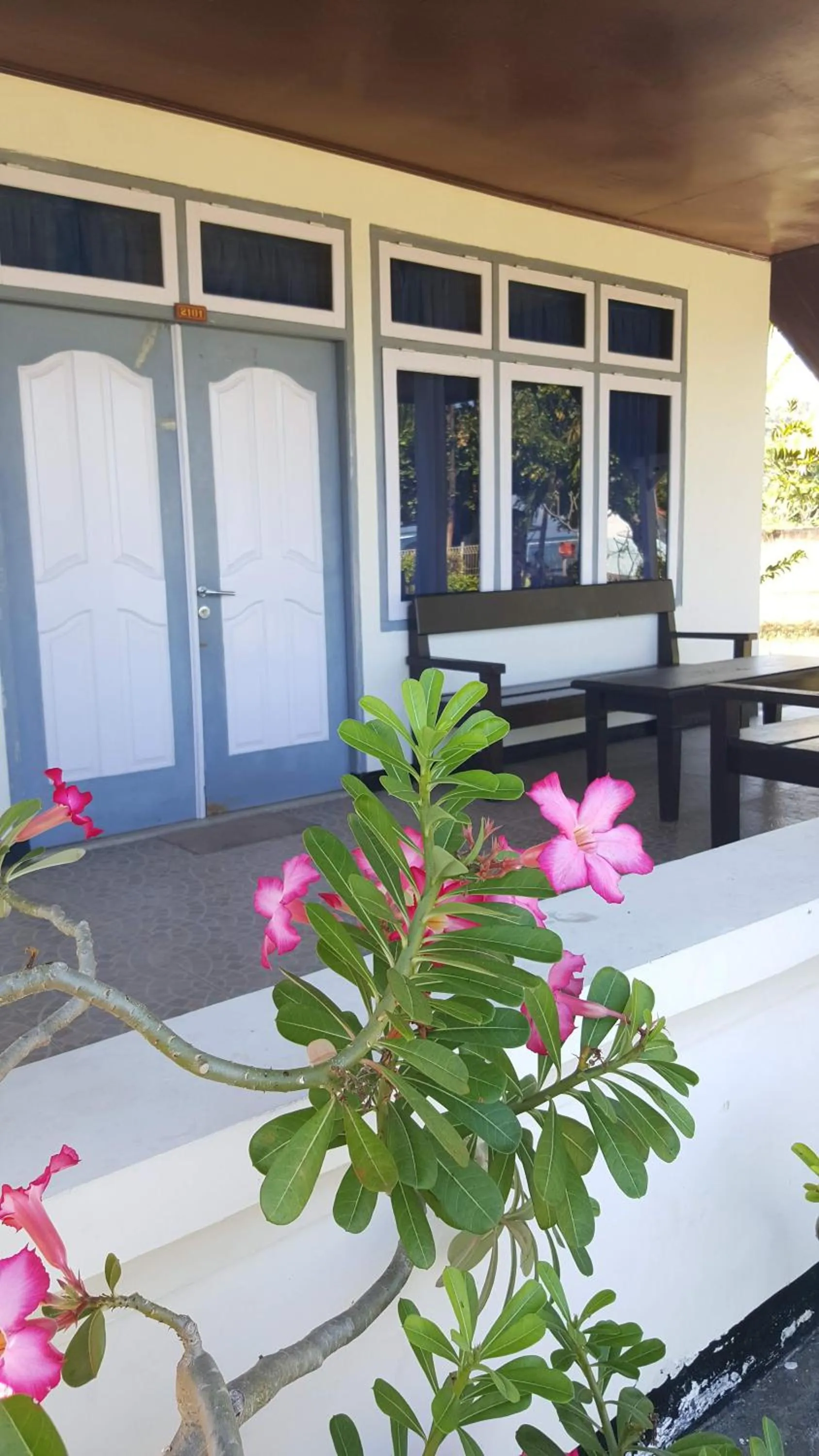 Aman Gati Hotel Lakey