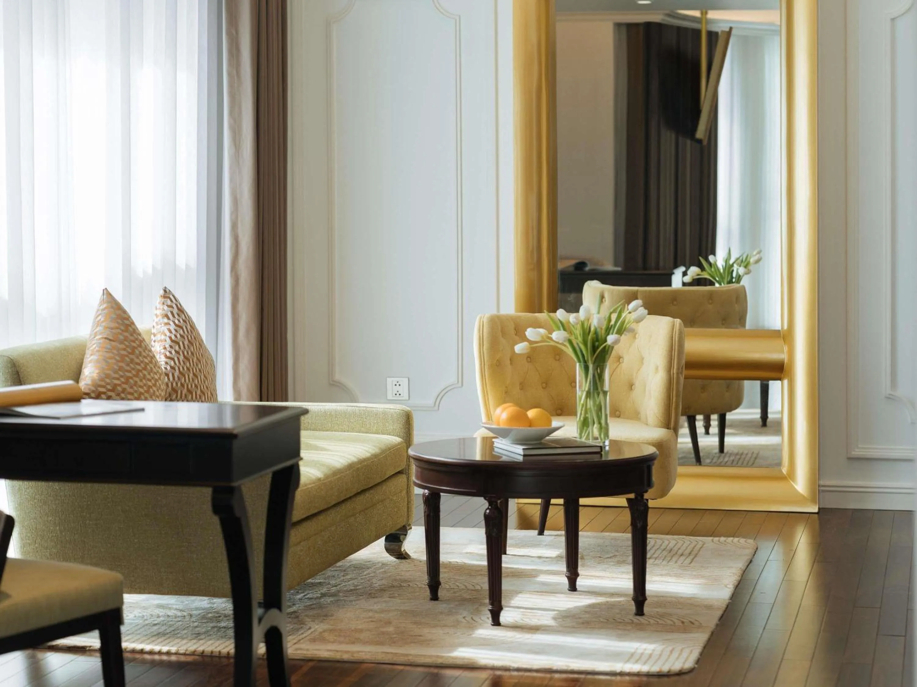 Bedroom in Hotel de l'Opera Hanoi - MGallery