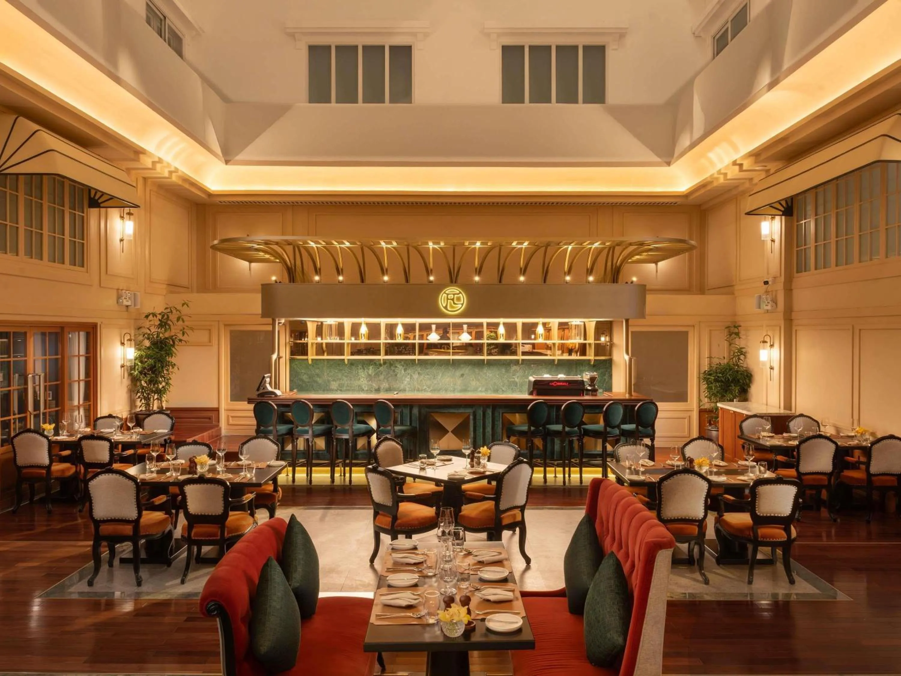 Restaurant/places to eat in Hotel de l'Opera Hanoi - MGallery