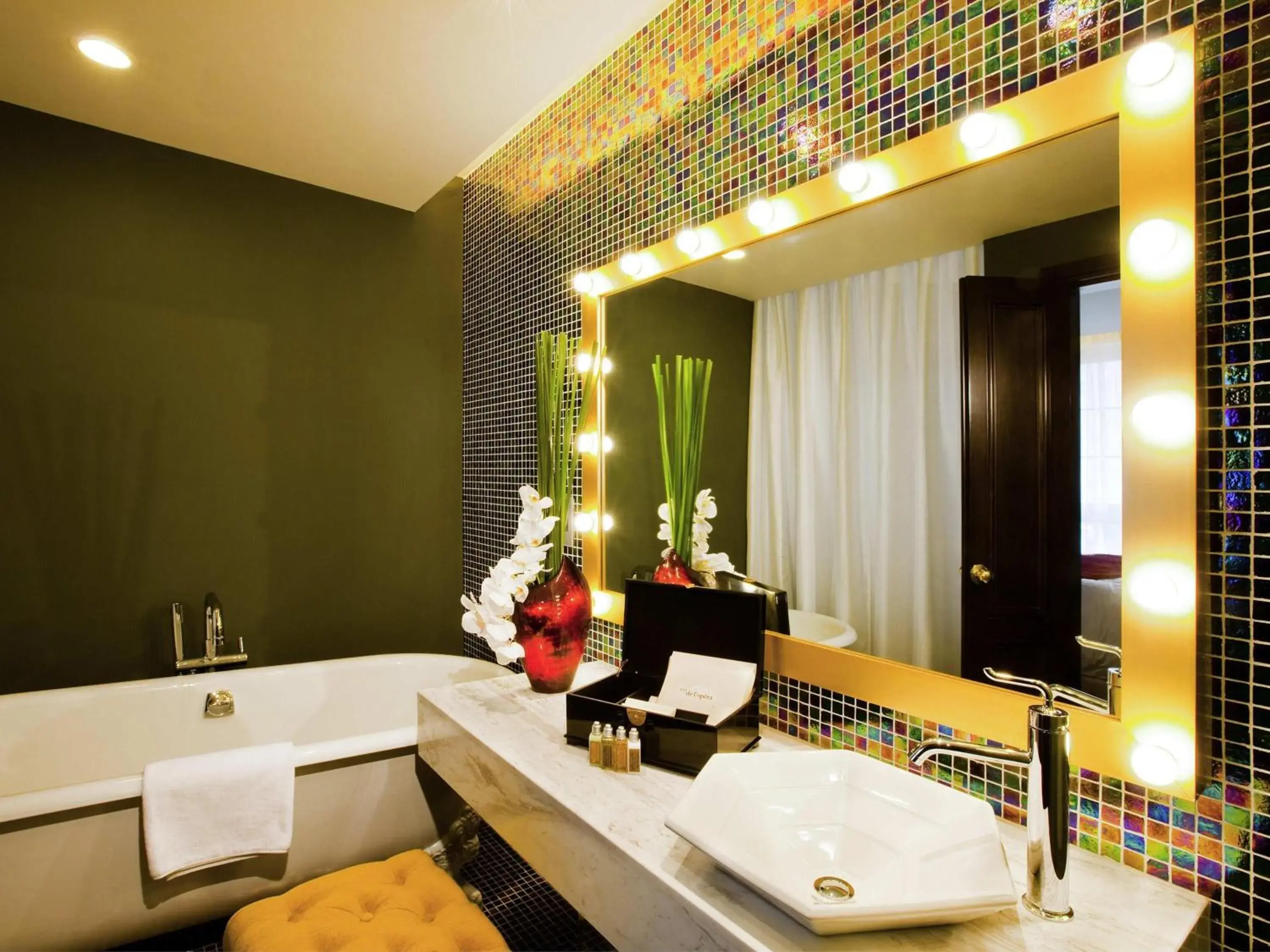 King Suite in Hotel de l'Opera Hanoi - MGallery King Suite in Hotel de l'Opera Hanoi - MGallery