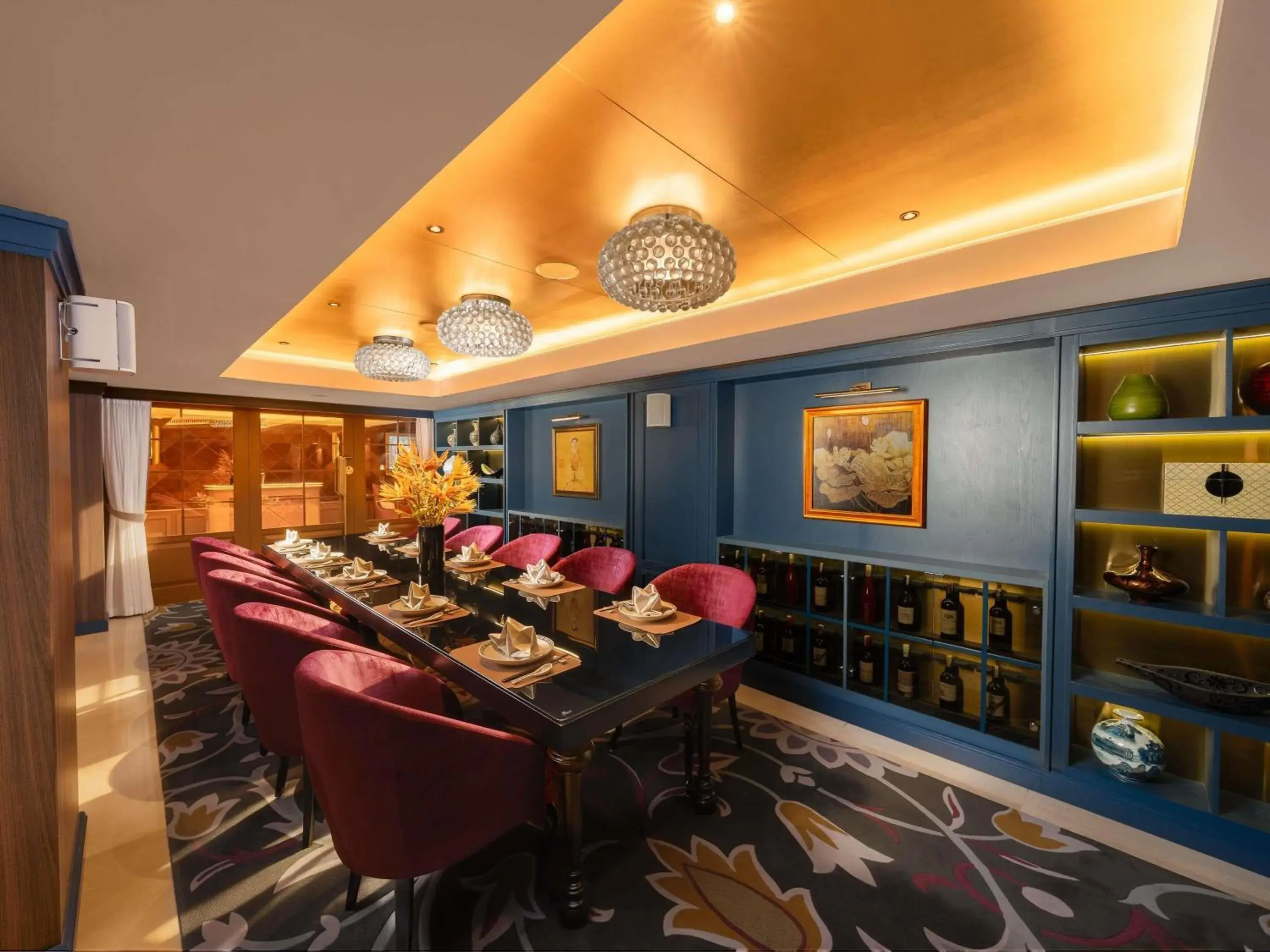 Restaurant/places to eat in Hotel de l'Opera Hanoi - MGallery Restaurant/places to eat in Hotel de l'Opera Hanoi - MGallery