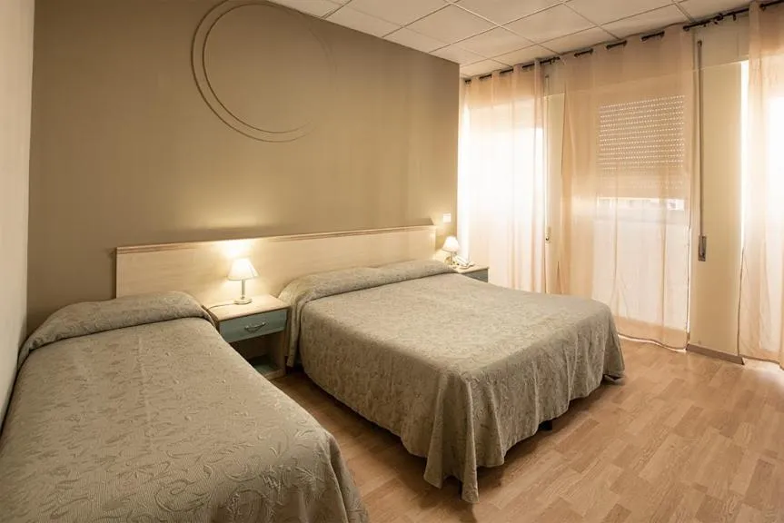 Bed in Hotel Scacciapensieri