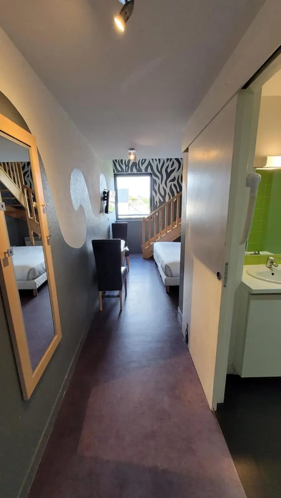 Bedroom, Bed in Gold Beach Hotel & RESIDENCE Bedroom, Bed in Gold Beach Hotel & RESIDENCE