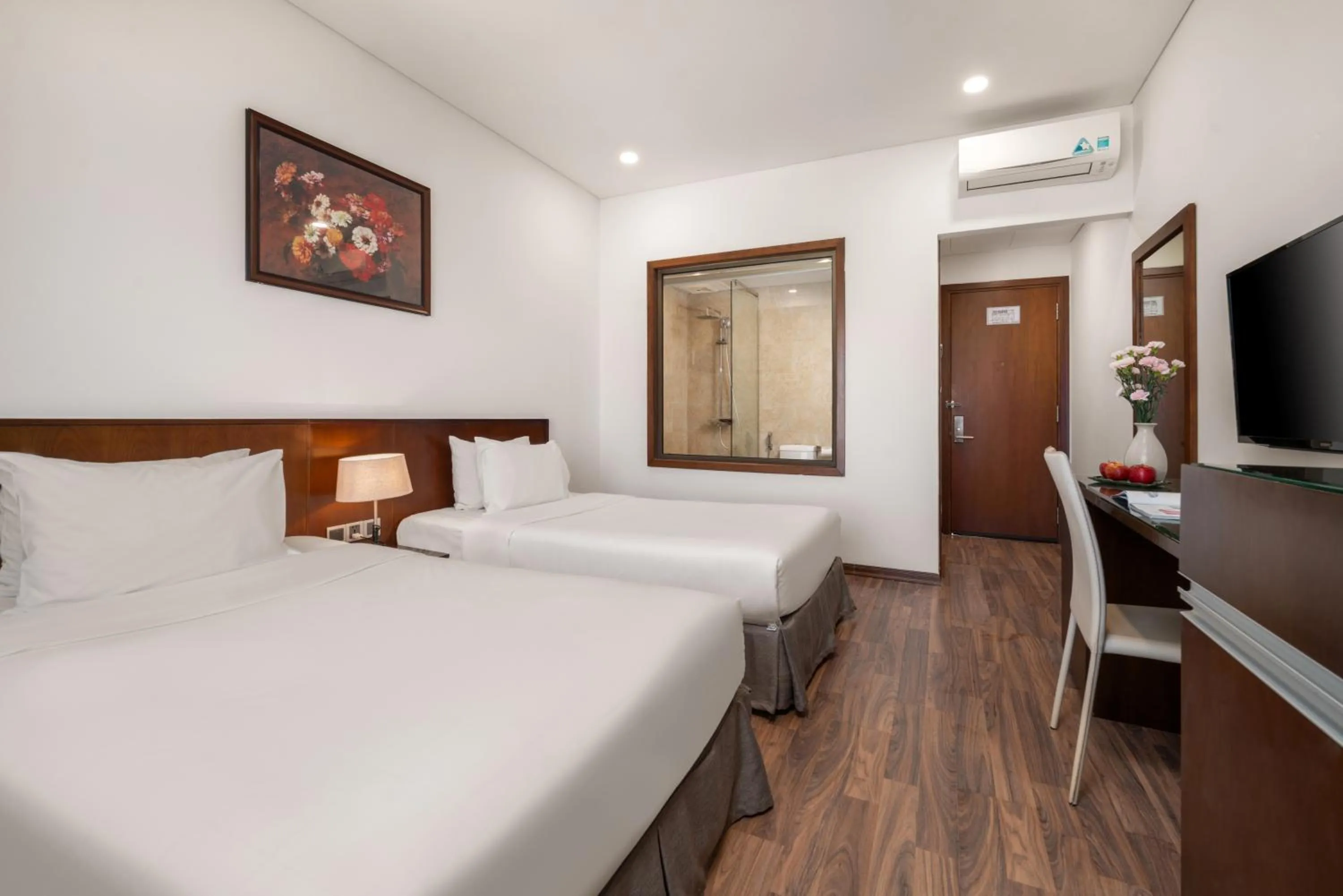 Bed in Mitisa Hotel Da Nang - Near Dragon Bridge