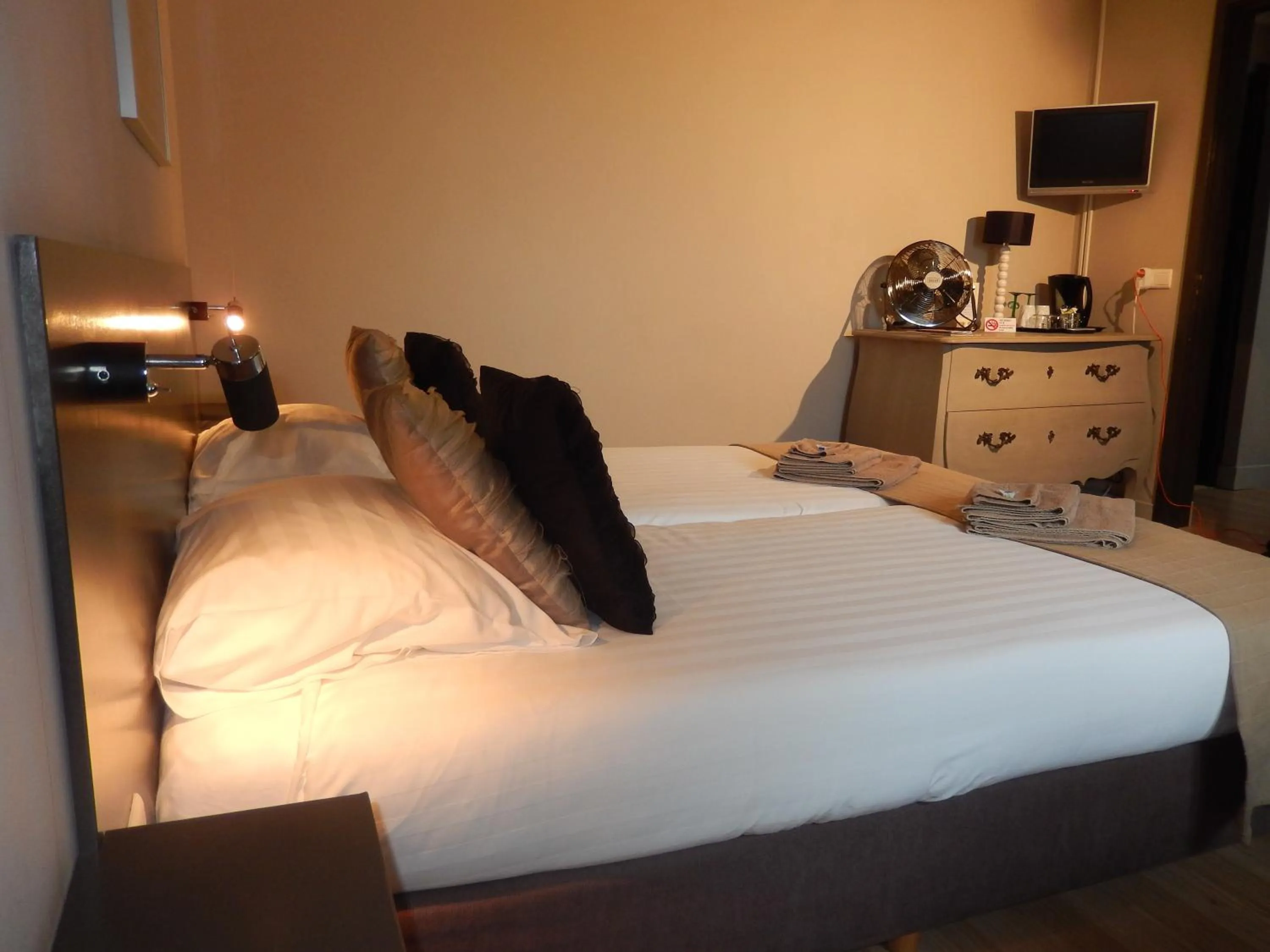 Bed in B&B De Passant