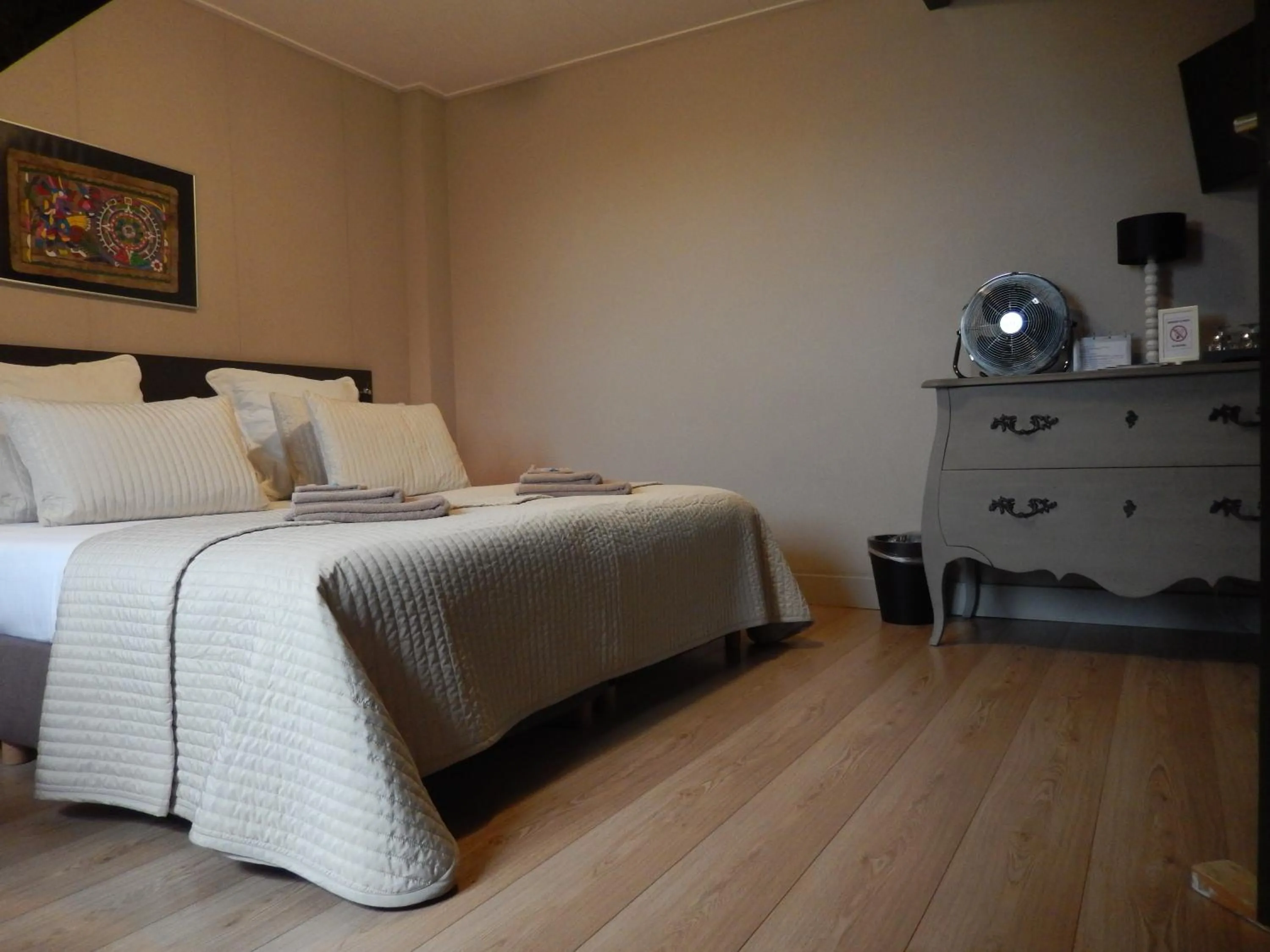 Bed in B&B De Passant