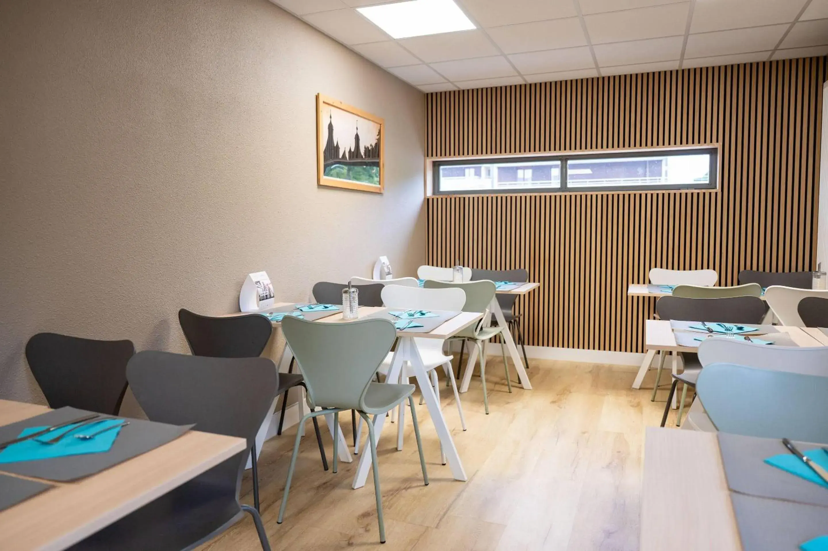 Breakfast in Comfort Aparthotel Besancon Hauts du Chazal Breakfast in Comfort Aparthotel Besancon Hauts du Chazal