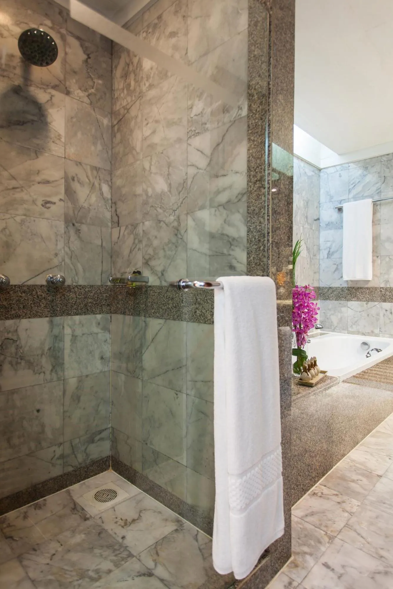 Photo of the whole room in Amari Don Muang Airport Bangkok