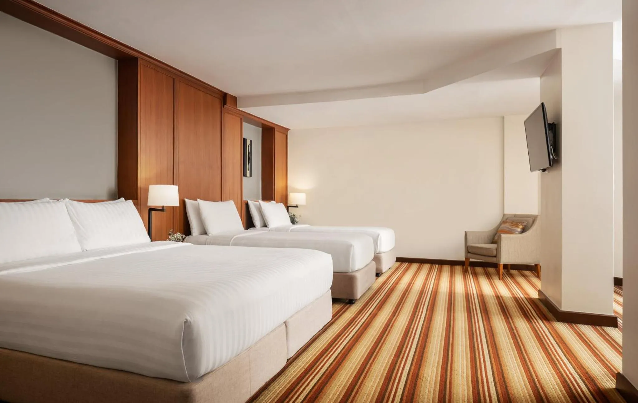 Photo of the whole room, Bed in Amari Don Muang Airport Bangkok