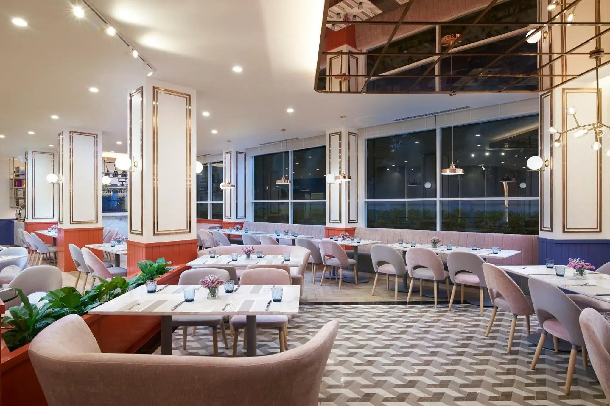 Restaurant/places to eat in Amari Don Muang Airport Bangkok Restaurant/places to eat in Amari Don Muang Airport Bangkok