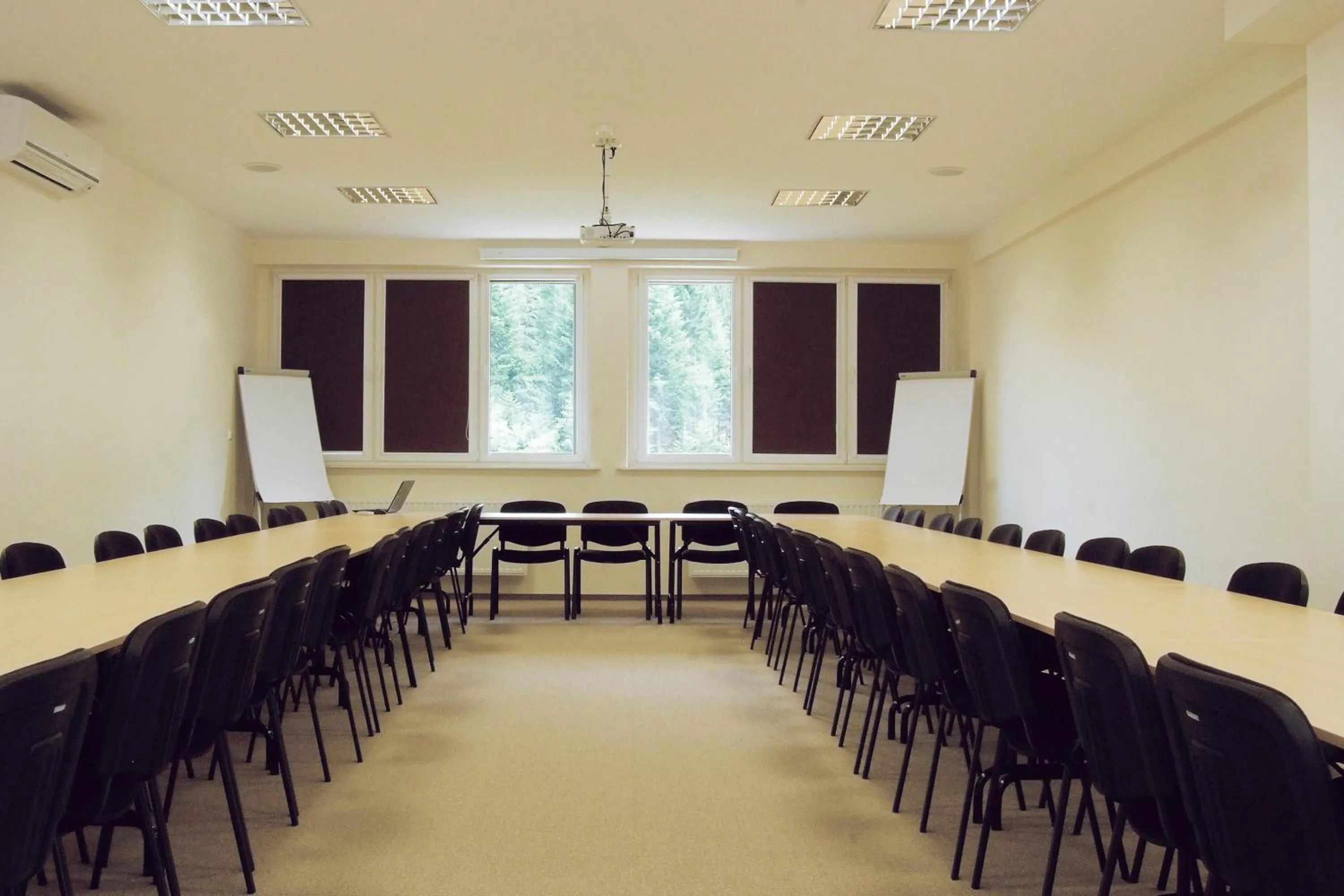 Meeting/conference room in Hotel***NAT Piwniczna Zdrój