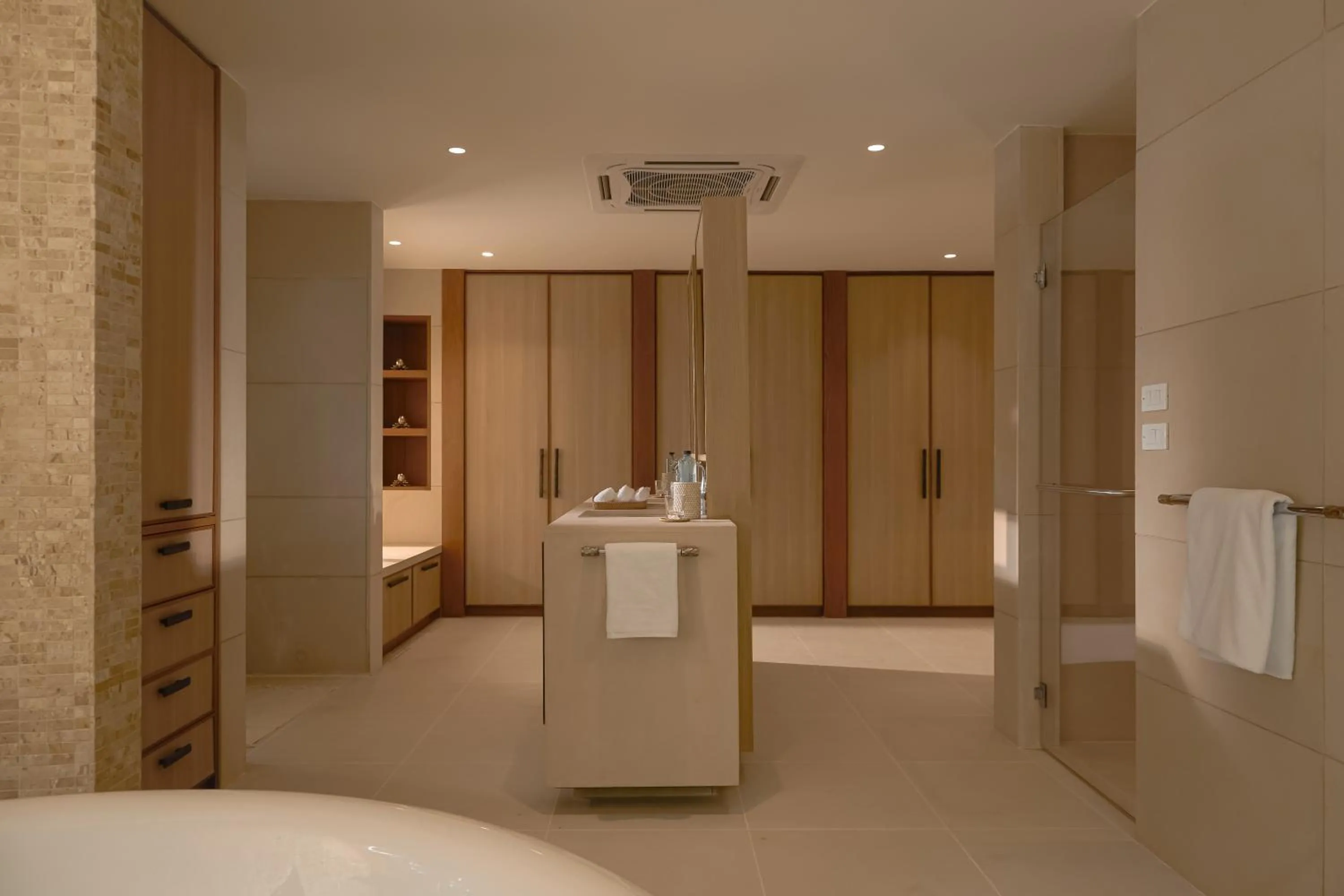 Bathroom in Villa Macaque and Villa Languor