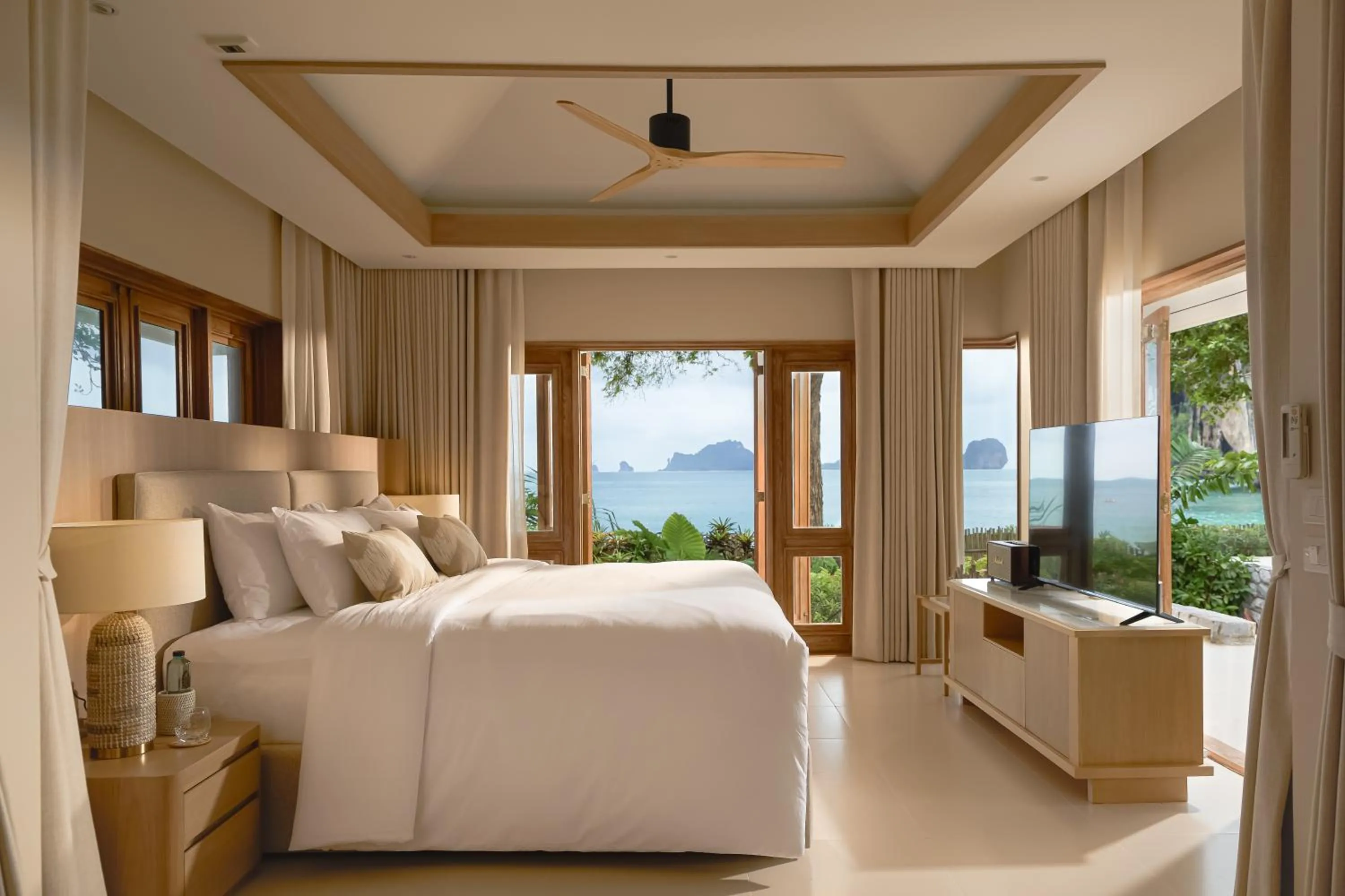 Bedroom, Bed in Villa Macaque and Villa Languor