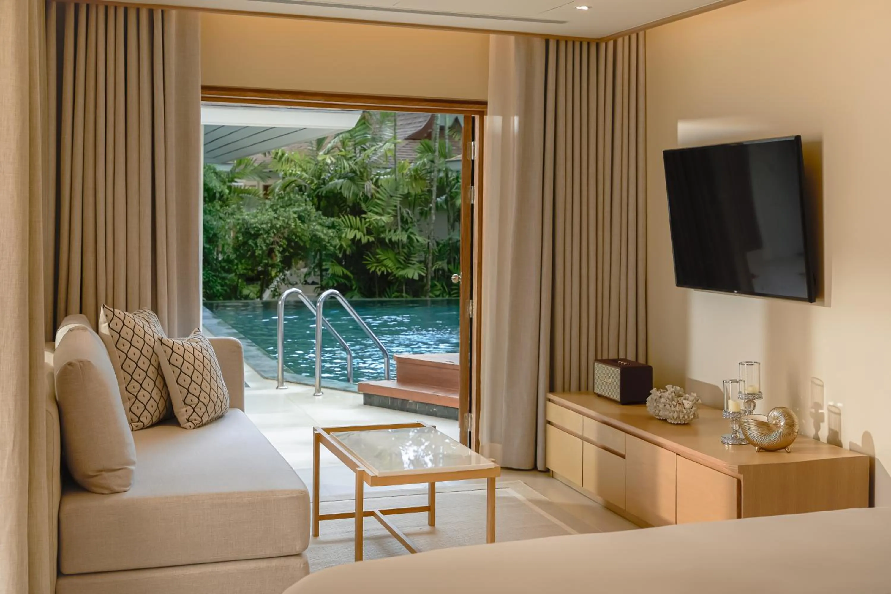 Bedroom in Villa Macaque and Villa Languor