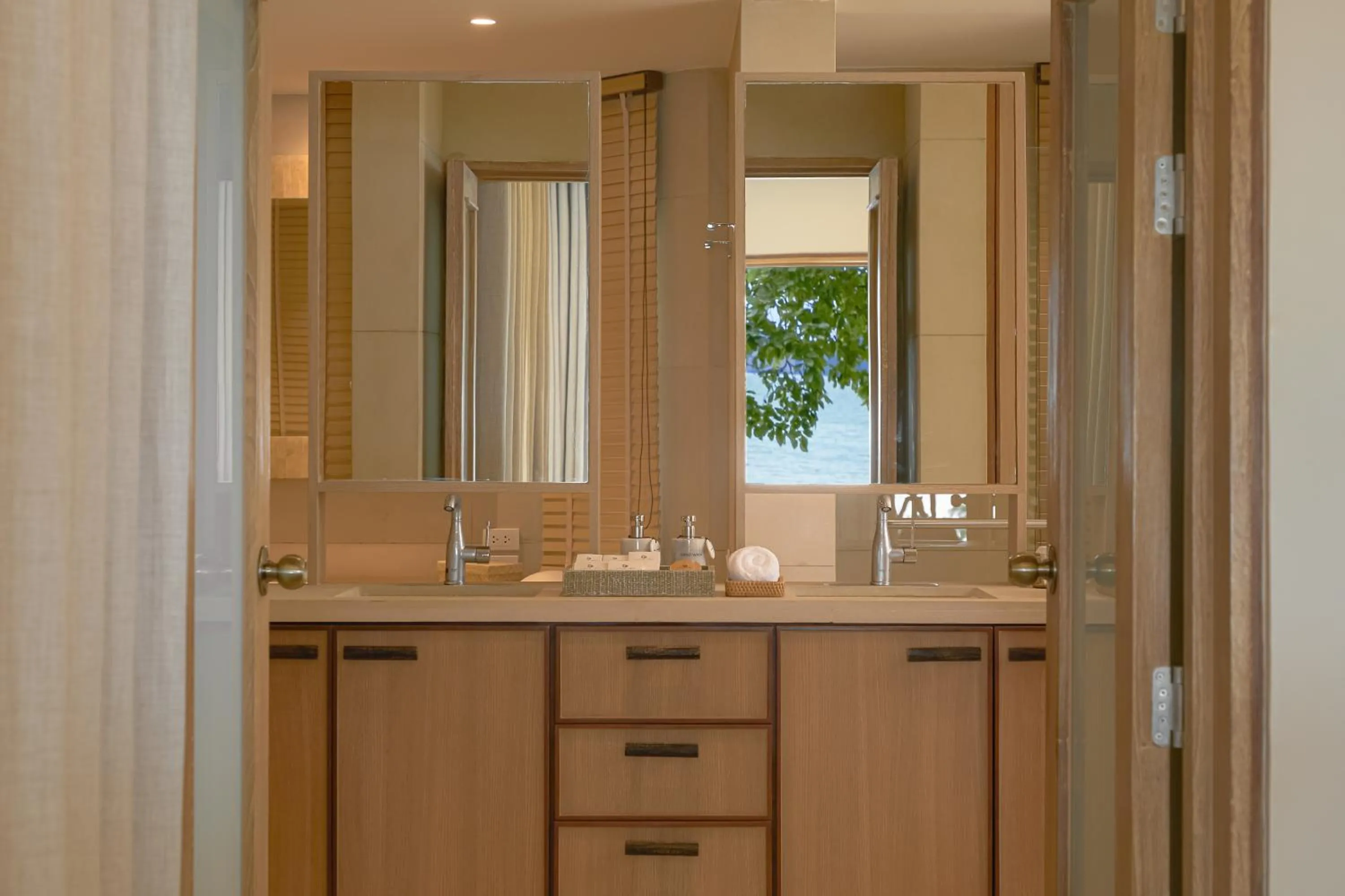Bathroom in Villa Macaque and Villa Languor