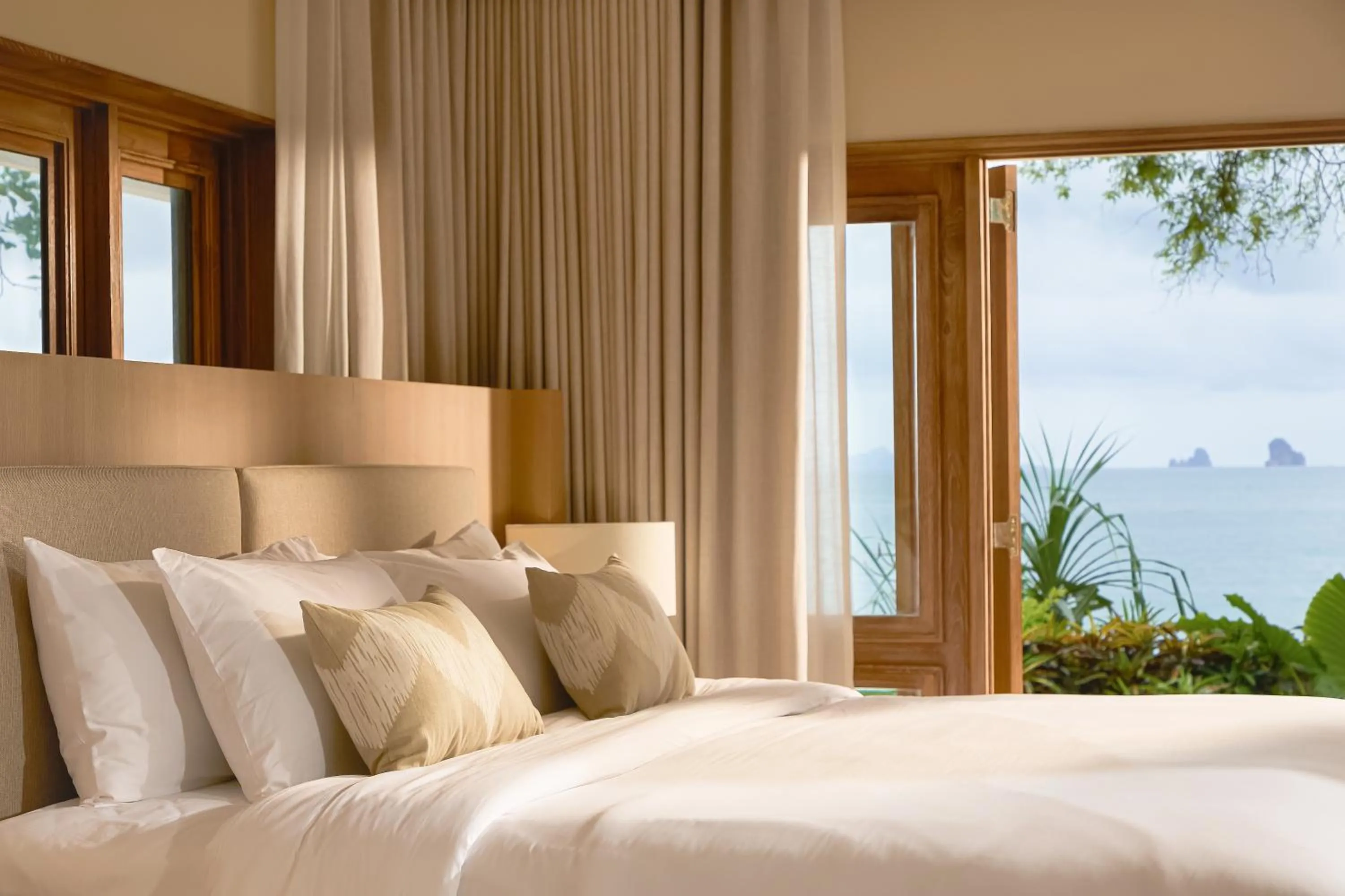 Bedroom, Bed in Villa Macaque and Villa Languor