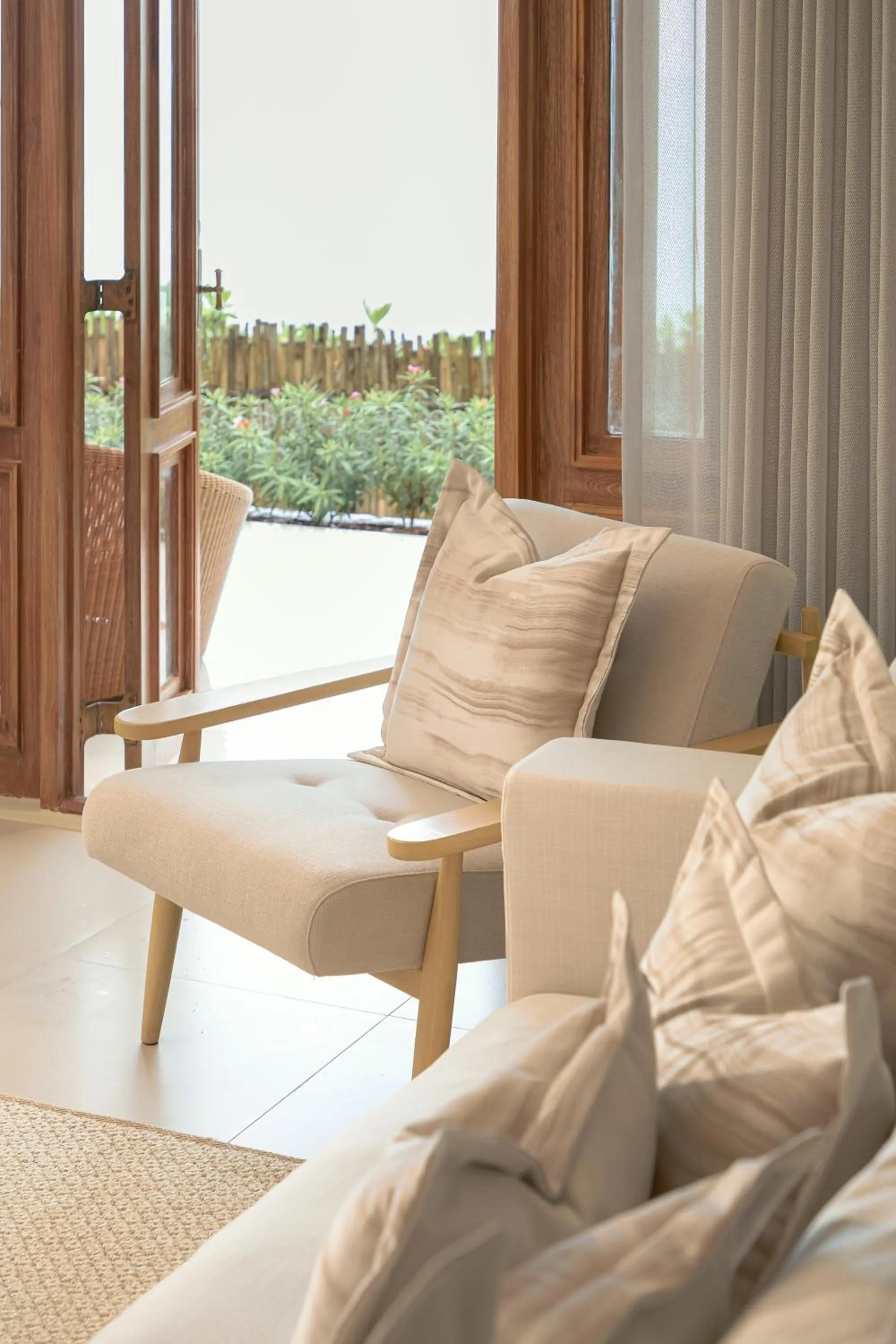 Living room in Villa Macaque and Villa Languor