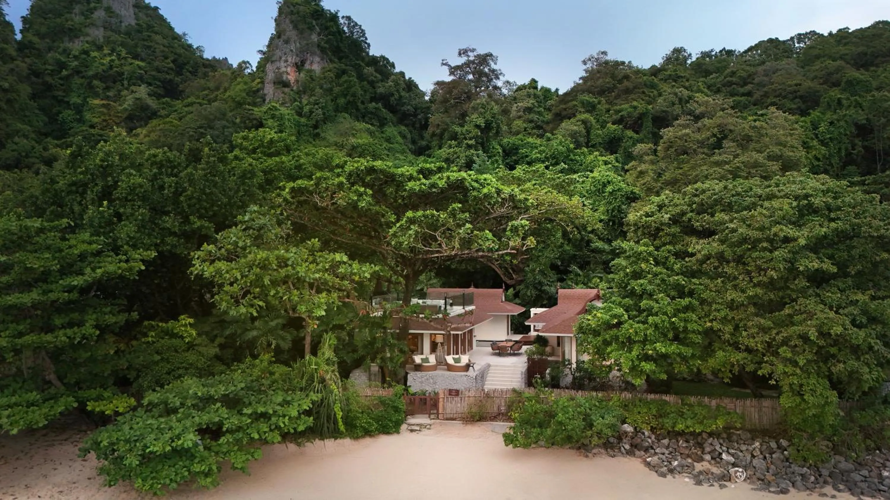 Property building in Villa Macaque and Villa Languor