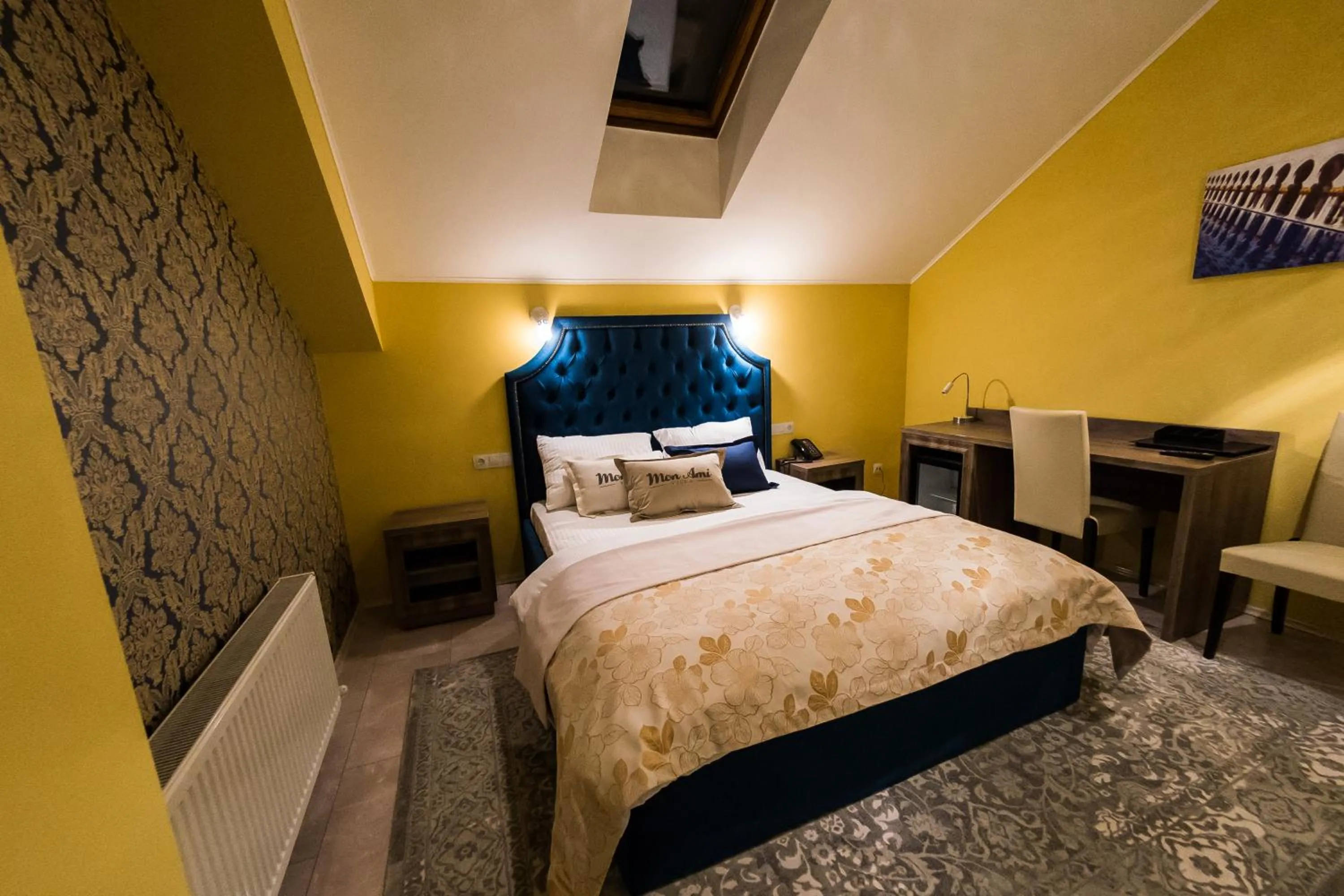 Bed in Mon Ami Villa