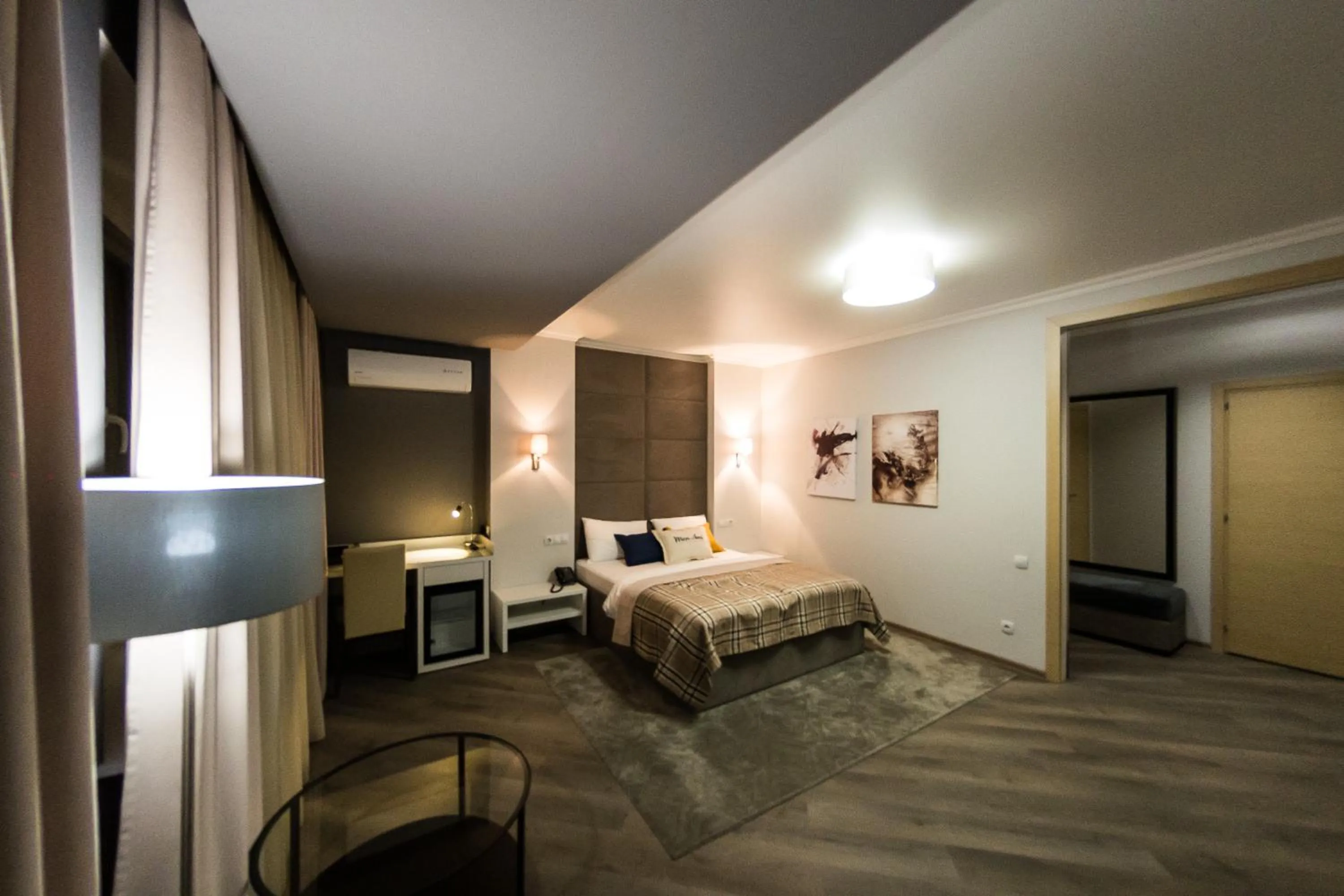 Photo of the whole room, Bed in Mon Ami Villa