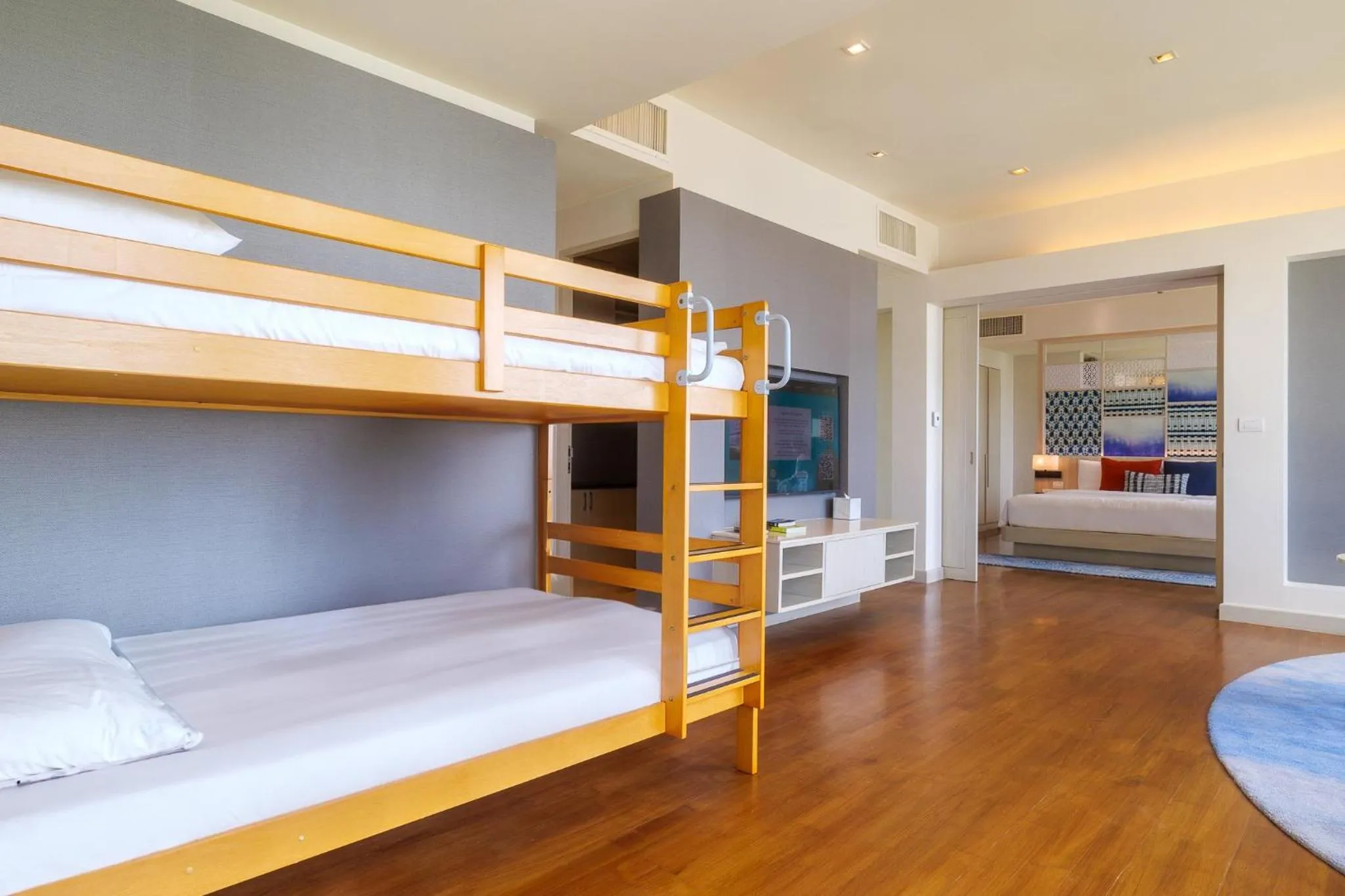 Photo of the whole room, Bed in Amari Pattaya