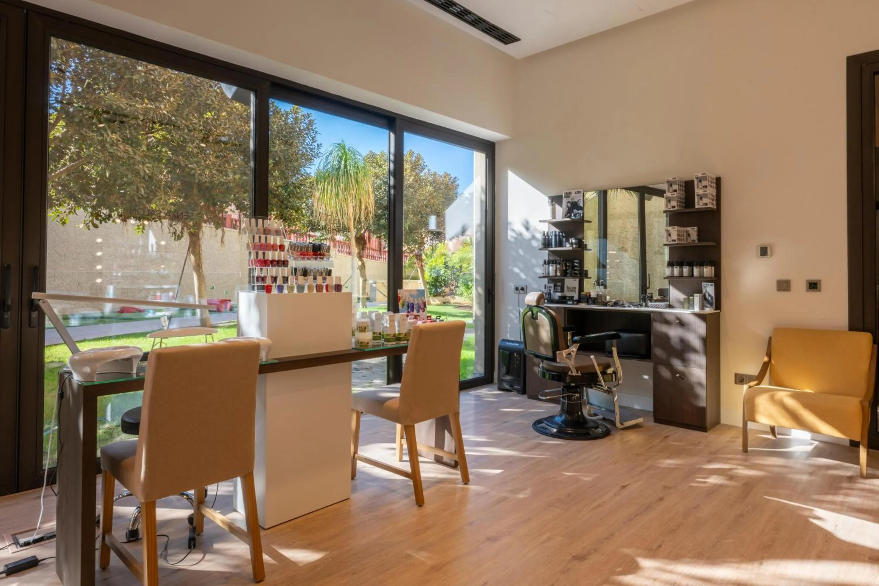 Spa and wellness centre/facilities in GF Victoria