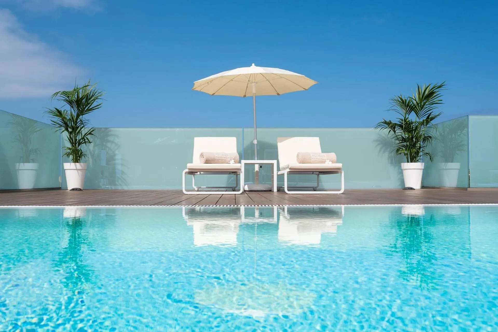 Swimming pool in GF Victoria