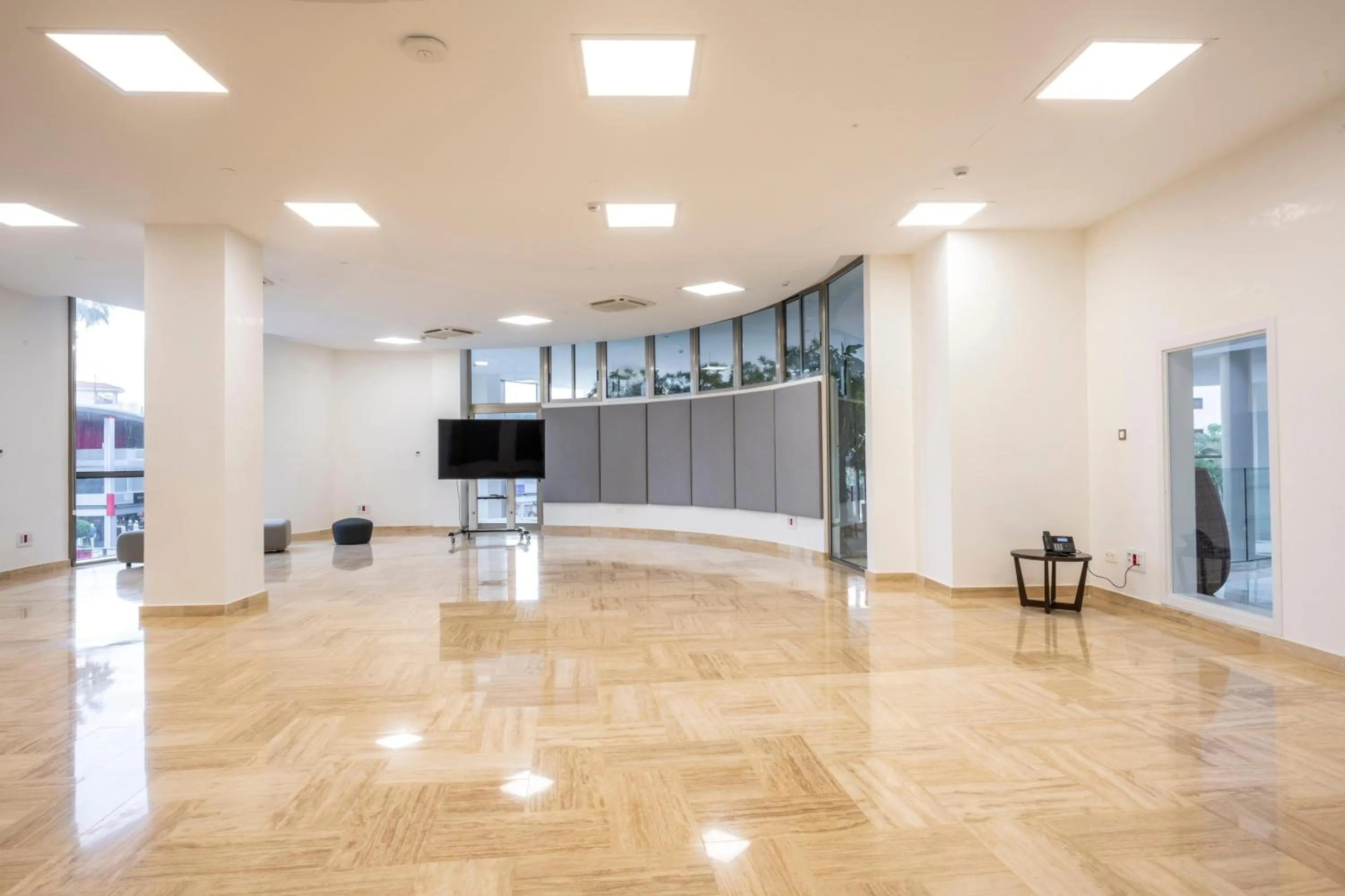 Lobby or reception in GF Victoria