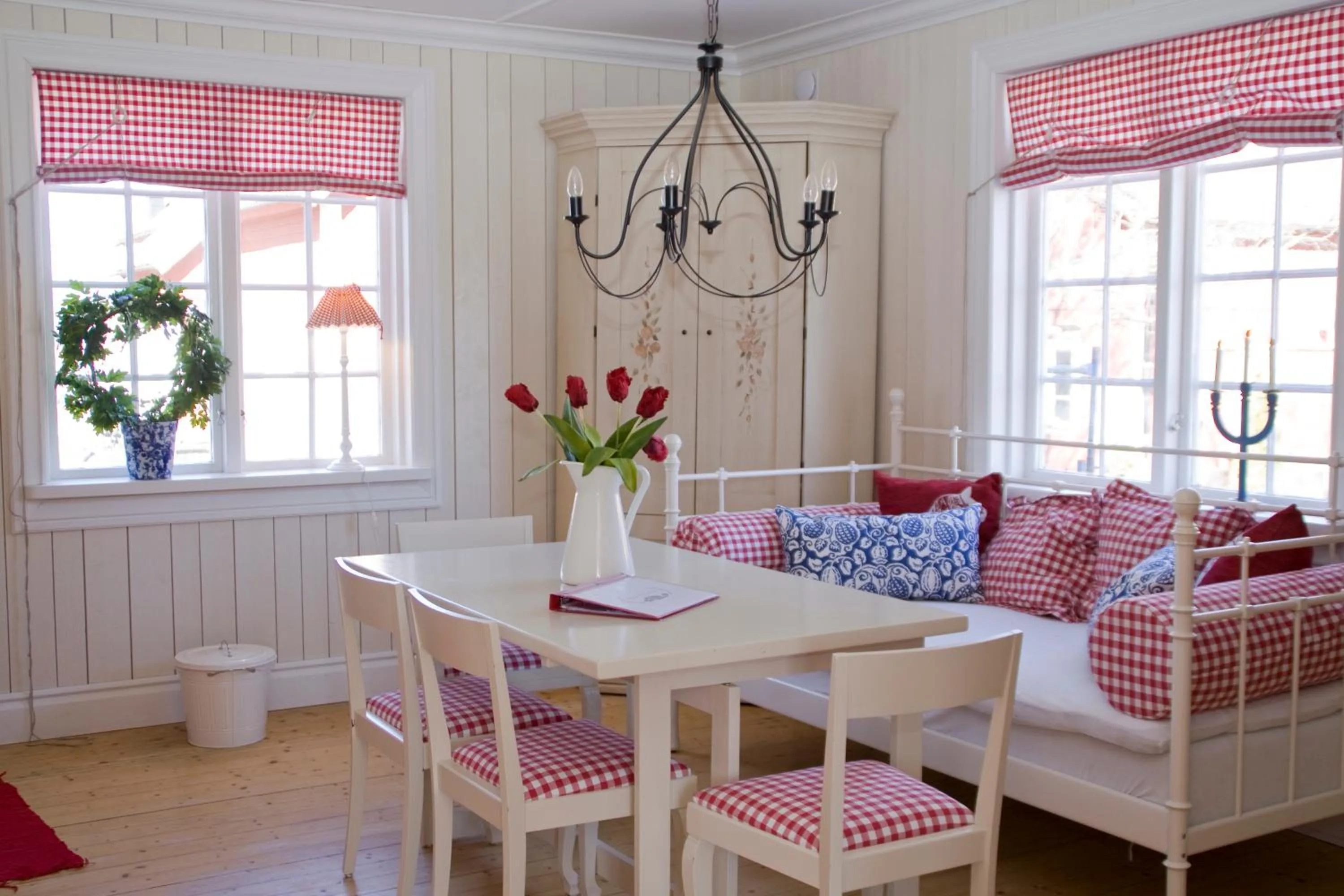 Seating area in Hem till Gården boutique hotel